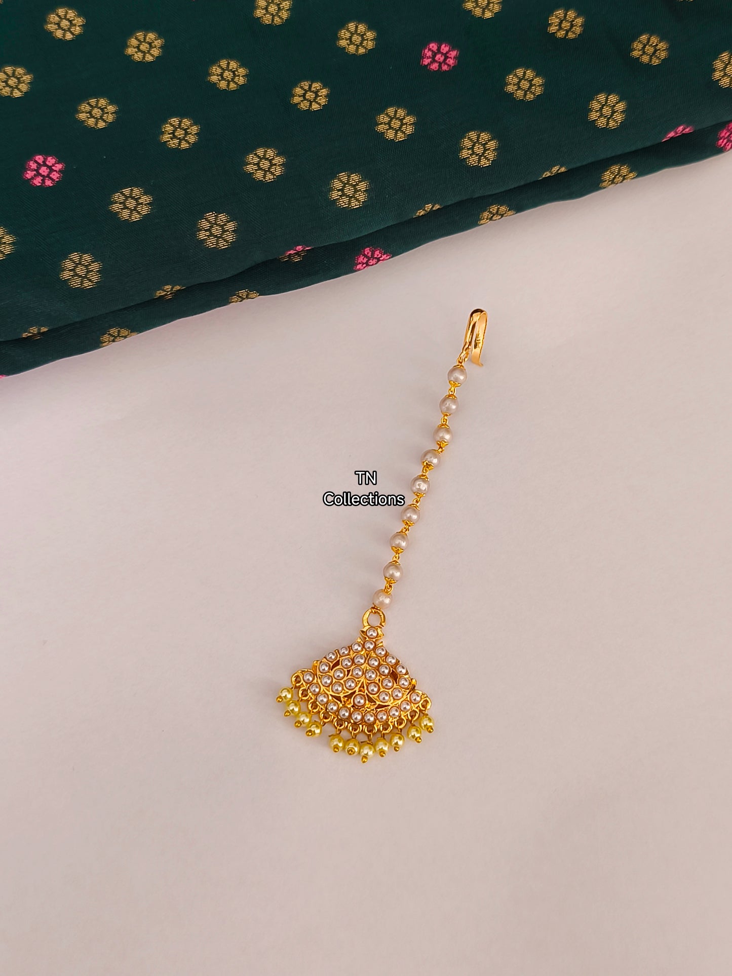 Micro gold plated Shell pearl Tikka