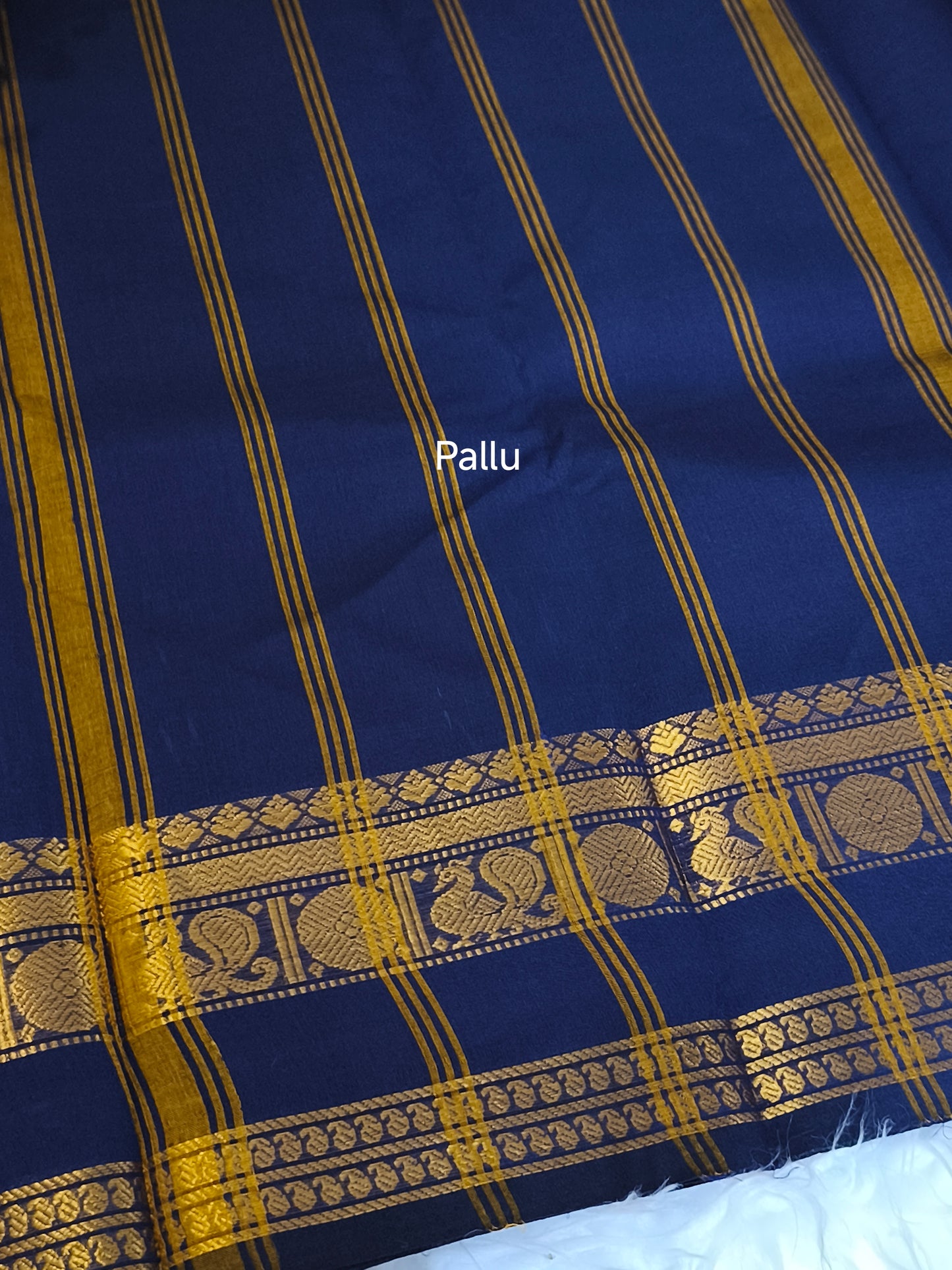 Pure handloom kanchi cotton saree (Blue)