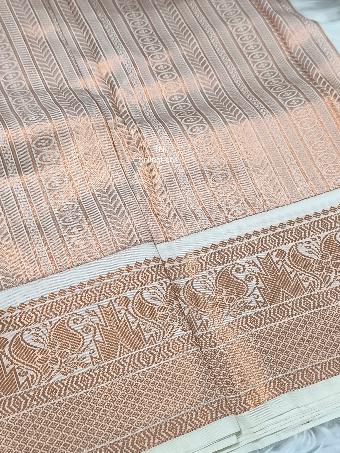 Korvai Premium Soft Silk Saree (Wine Purple)