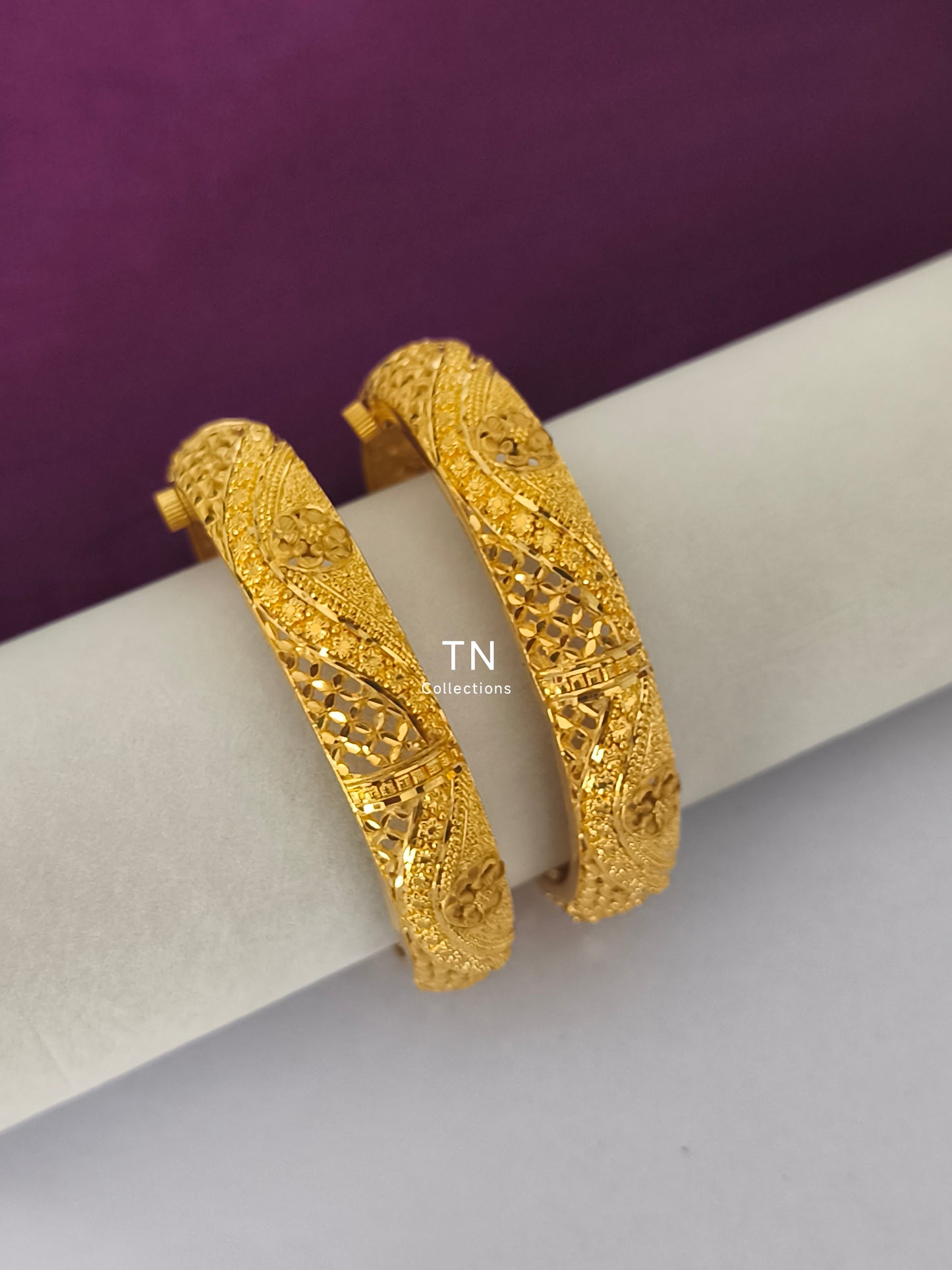One gram gold forming Screw Bangles (Size 2.8)