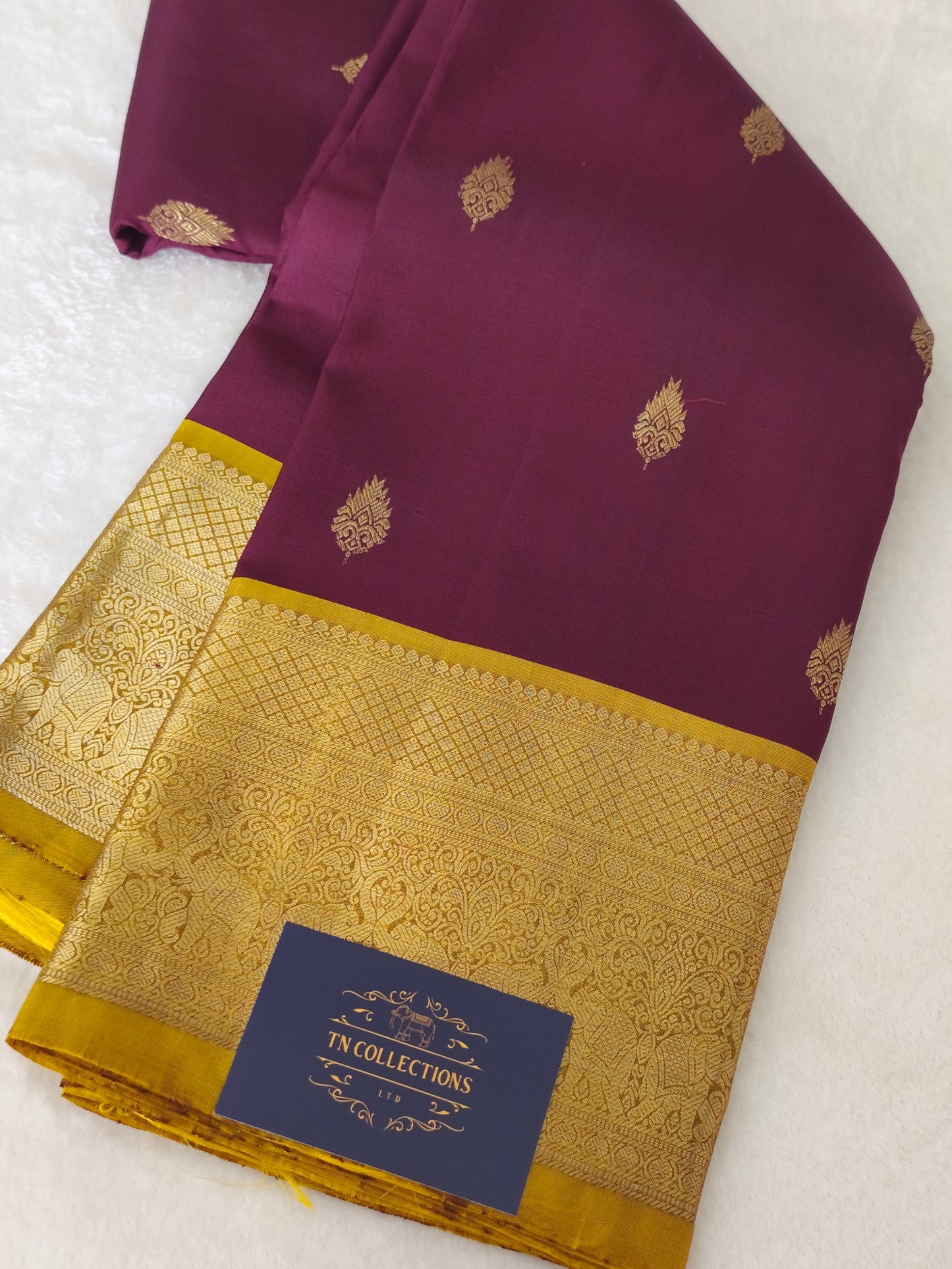 Pure Handloom Kanchipuram Silk Saree (Burgundy)