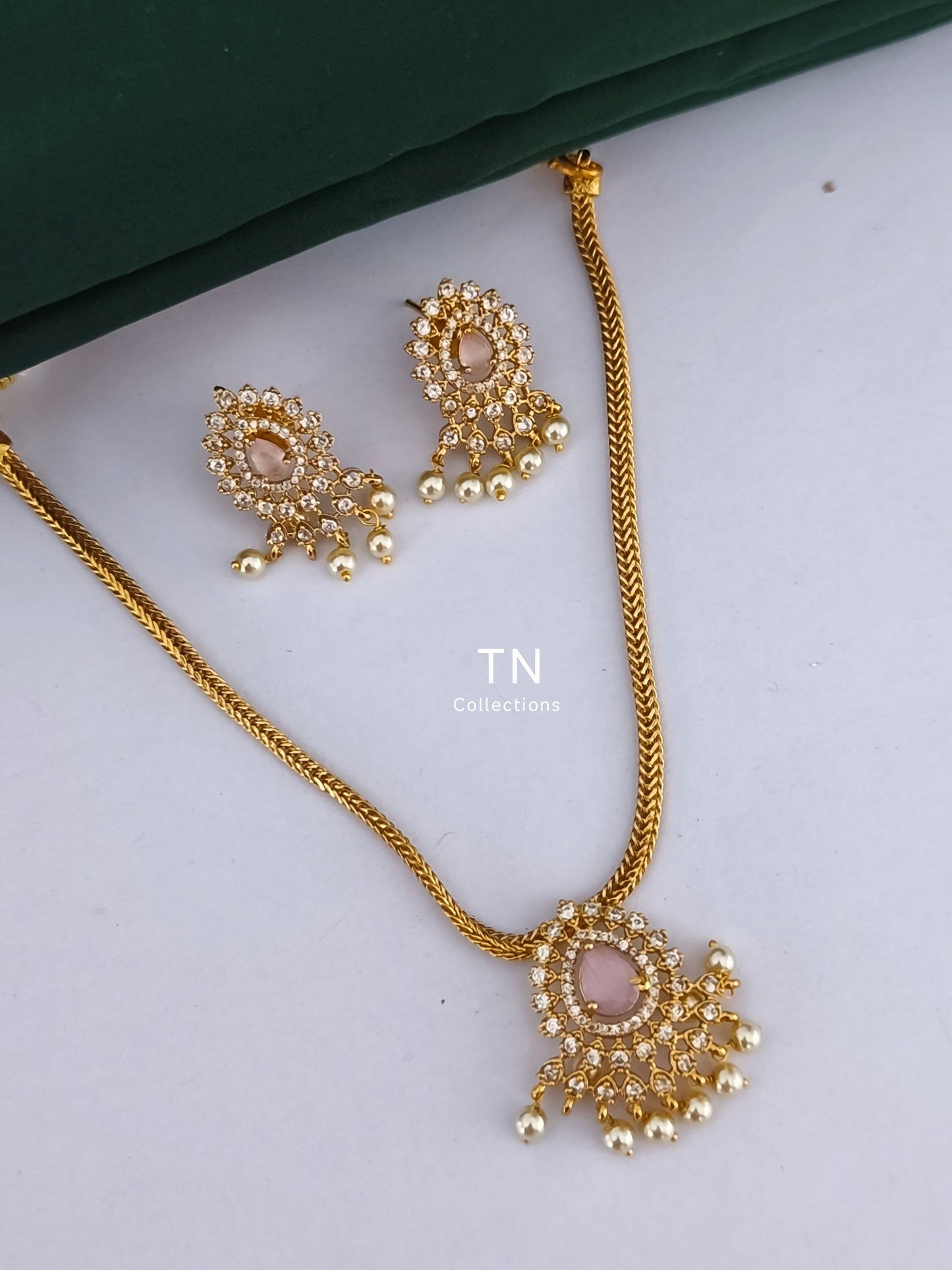 Antique Polish Simple Necklace set (Pink)