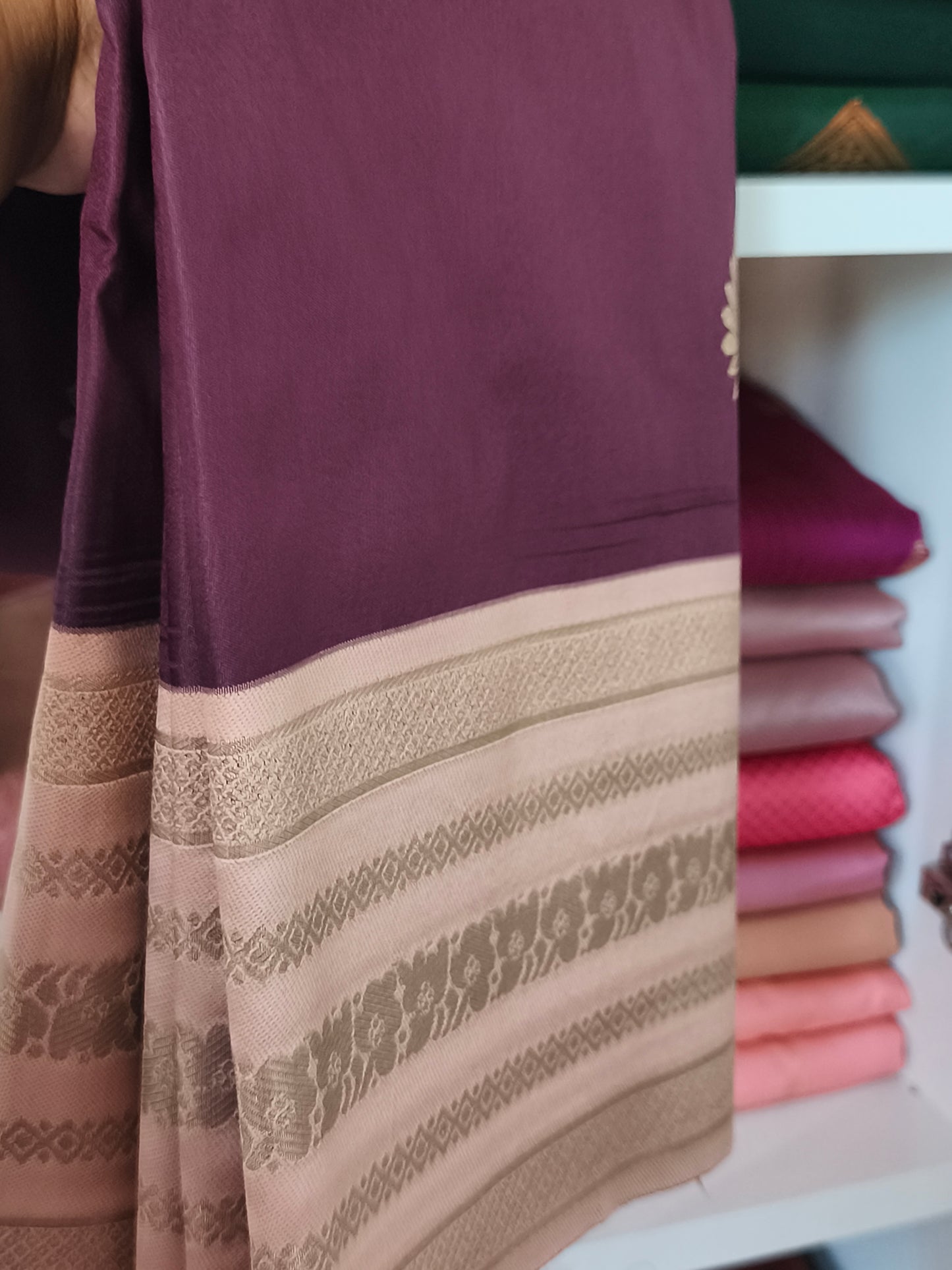 Kanchi Semi Silk saree with contrast blouse and rich pallu