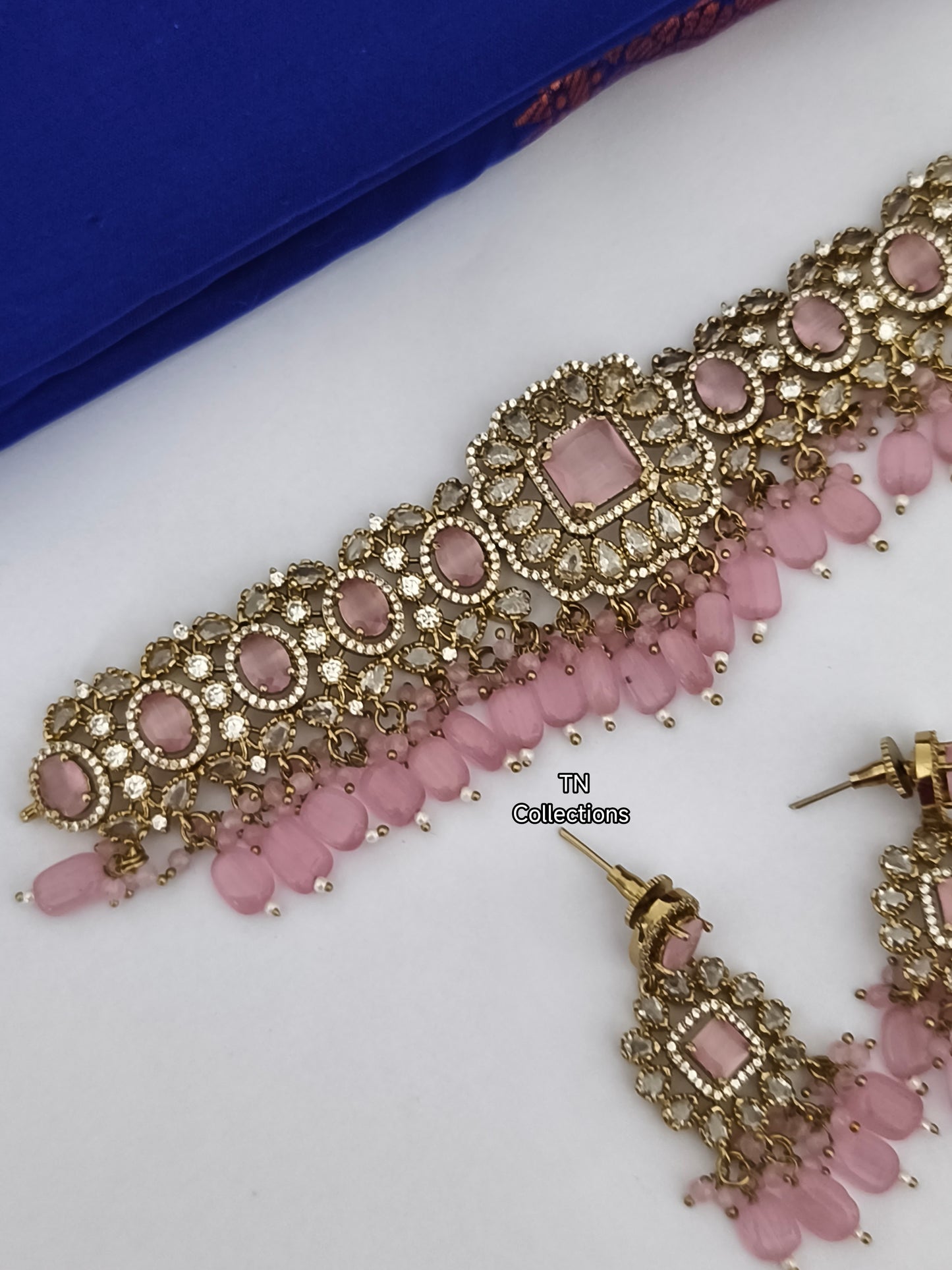 Victorian Polish Pink Choker Necklace Set