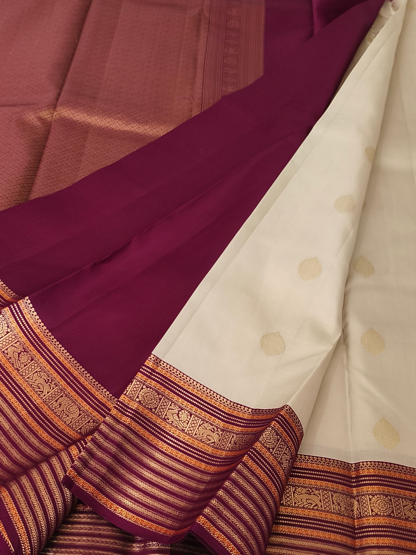 Pure handloom Kanchipuram Silk Saree( Off White)