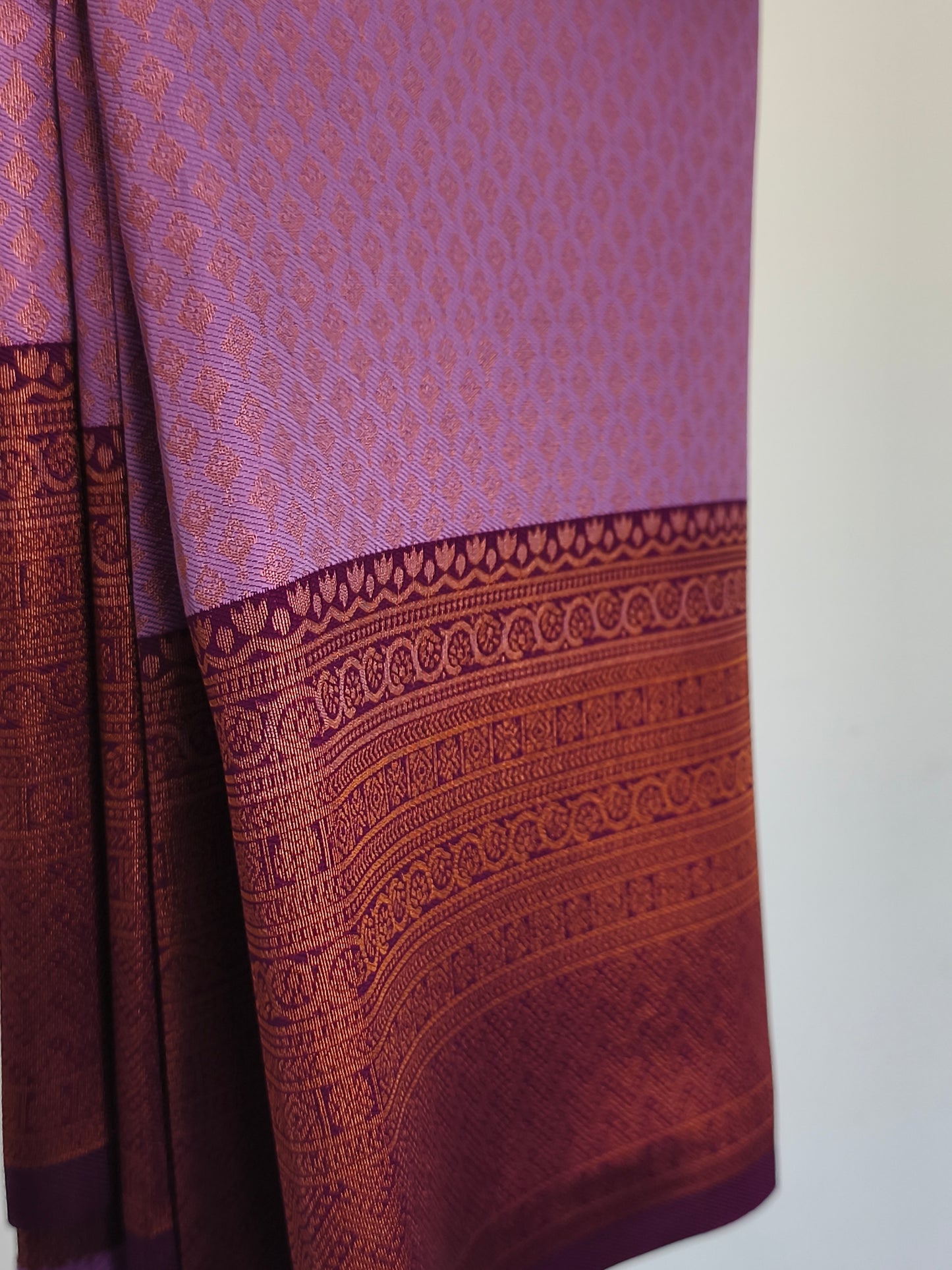 Kanchi Semi silk saree with contrast blouse and rich pallu