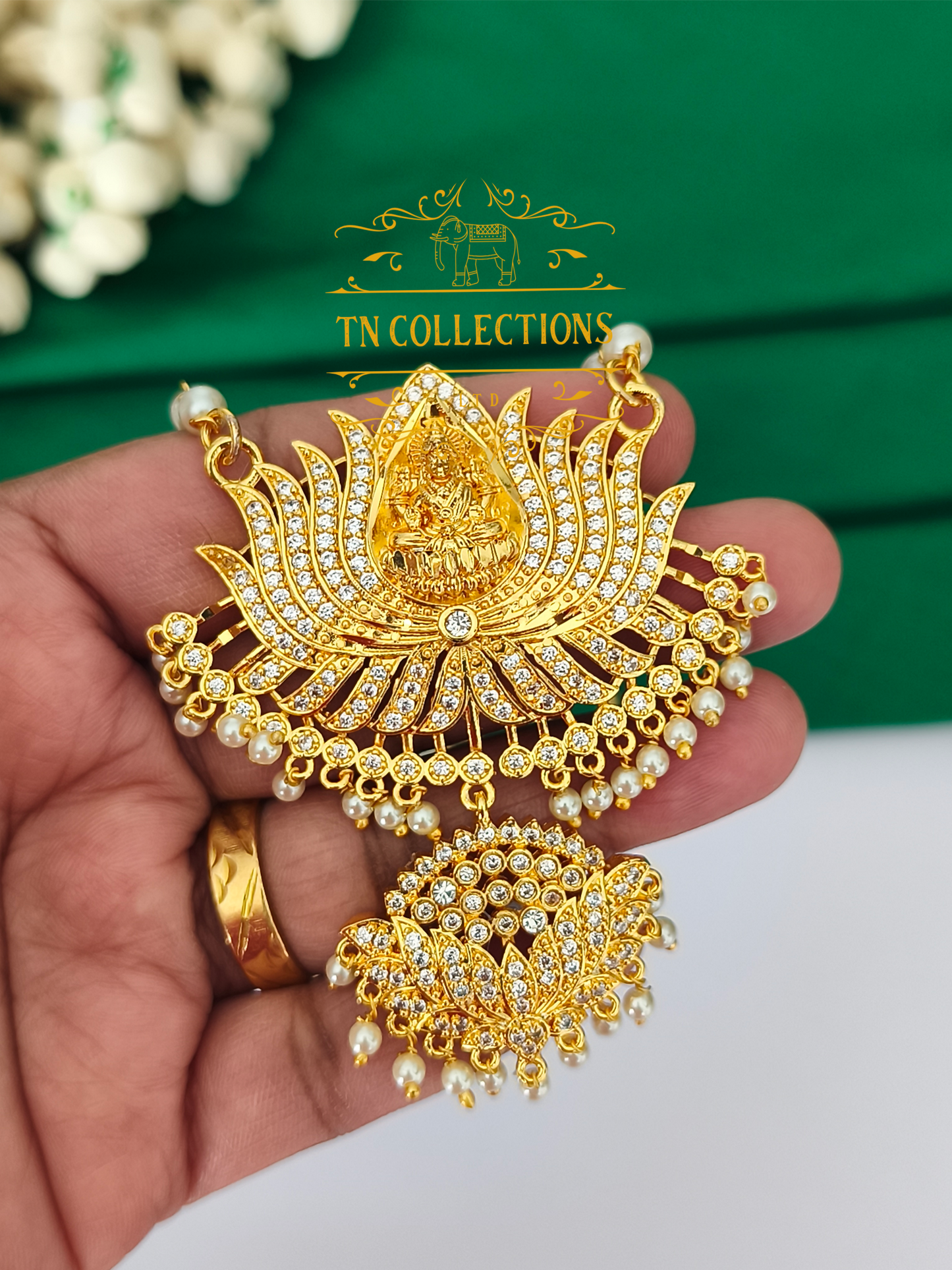 Micro Gold-Plated Traditional Pathakkam with single layer pearl chain (Full white stones)