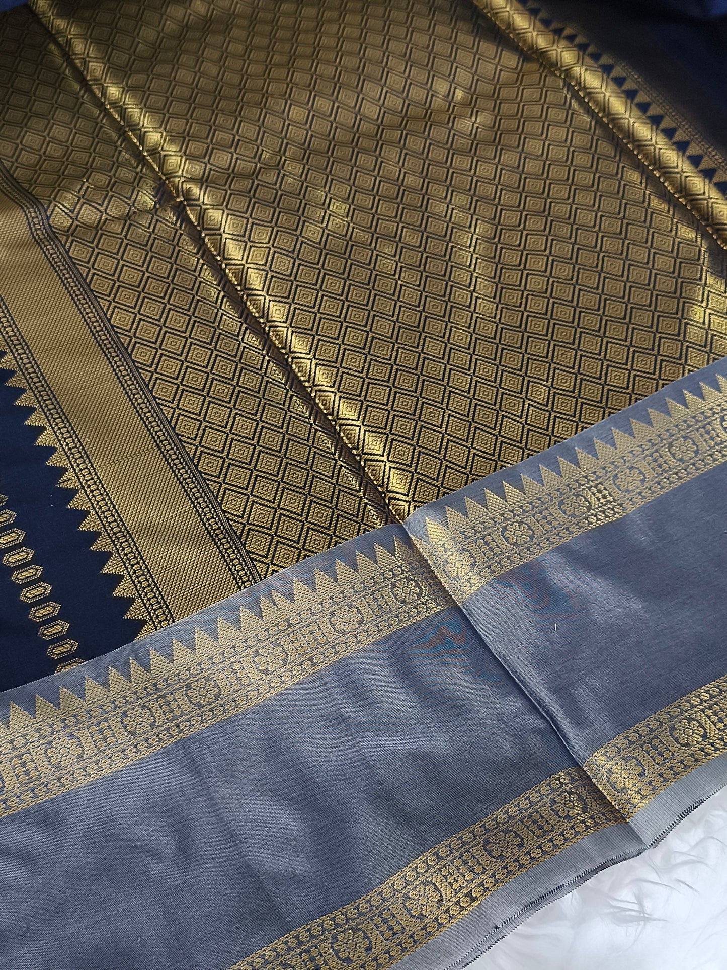Semi Soft Silk Saree (Navy Blue)