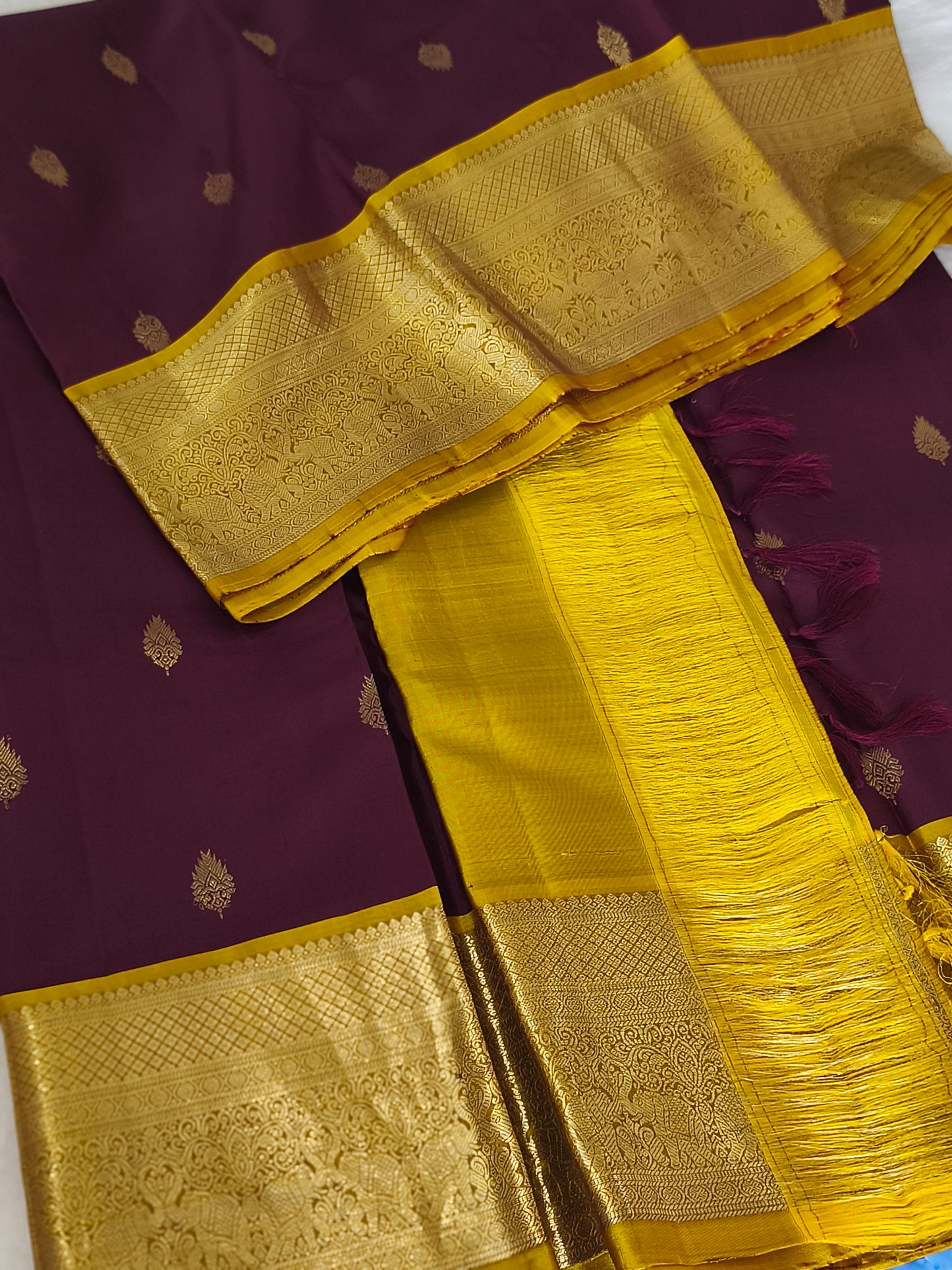 Pure Handloom Kanchipuram Silk Saree (Burgundy)