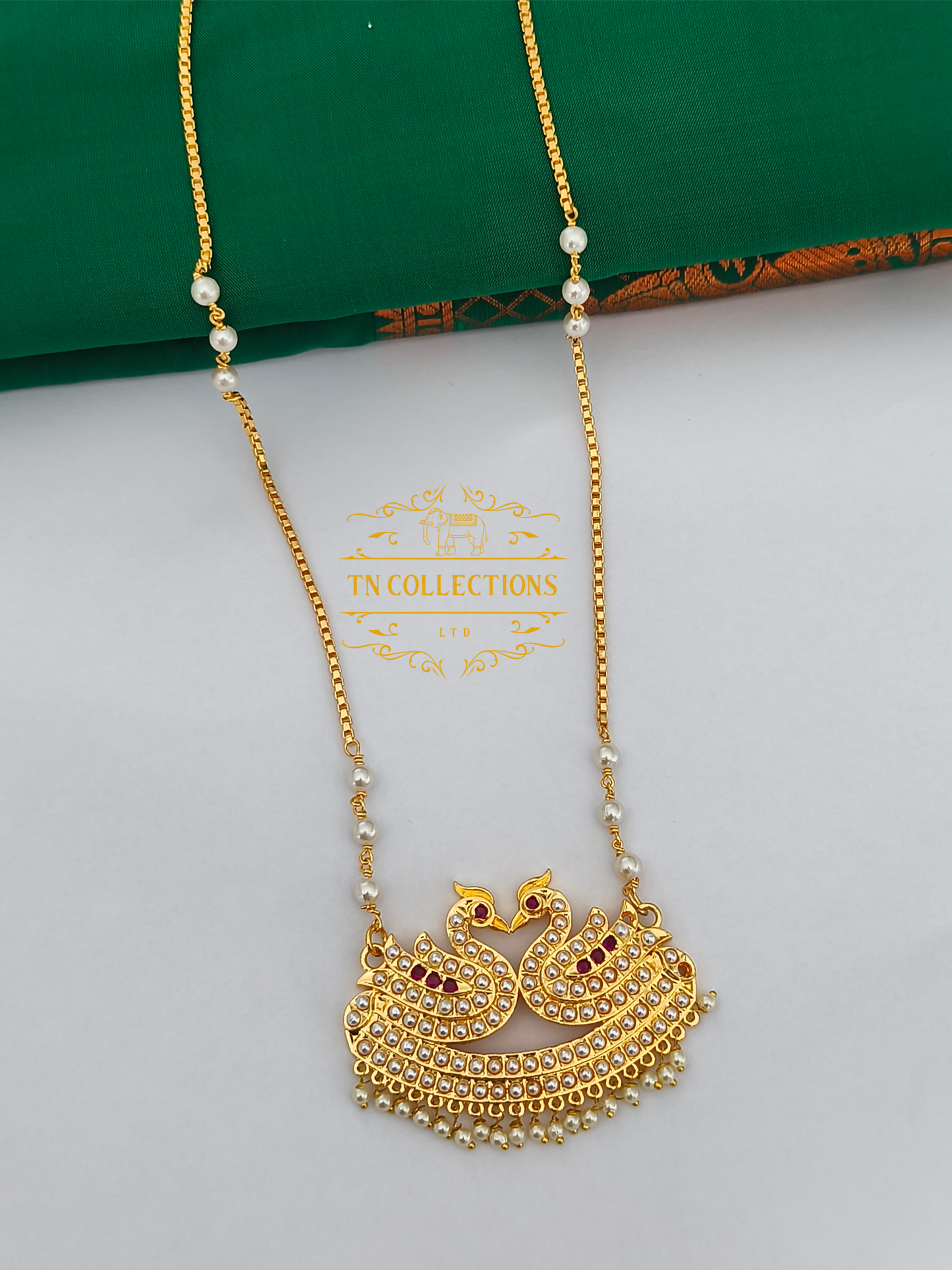 Micro Gold-Plated Traditional Pearl Pathakkam (Ruby & white)