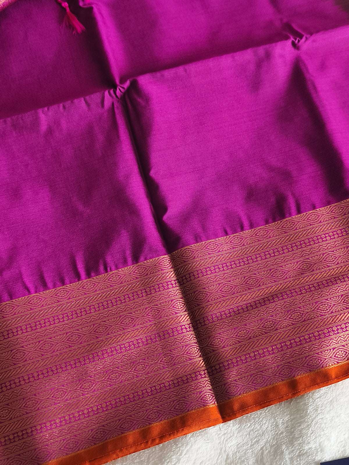 Dual shaded Luxury Soft Silk Saree with contrast blouse and rich pallu