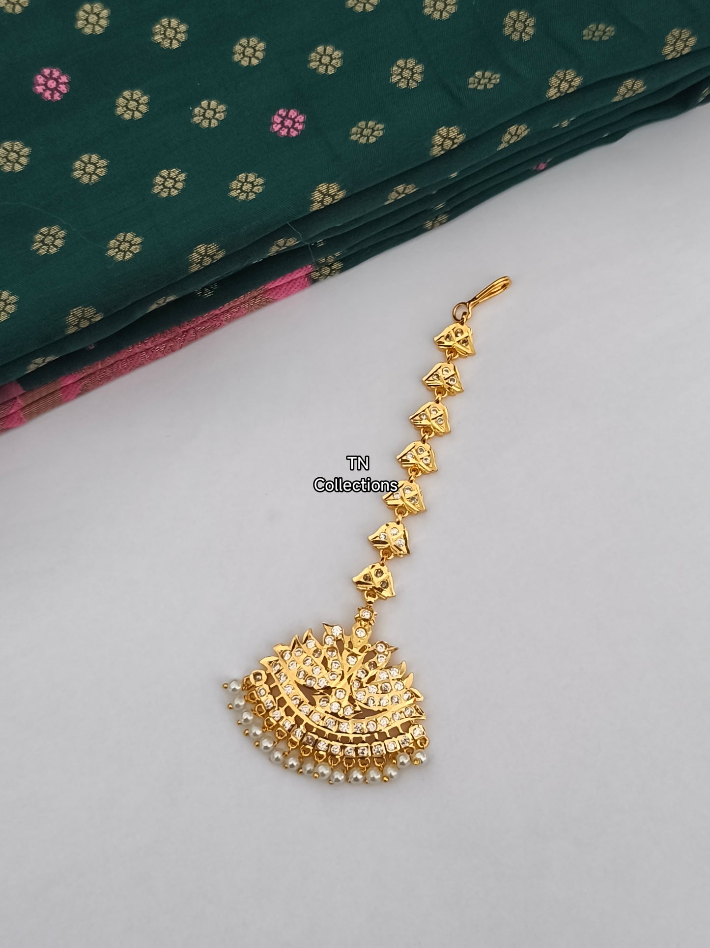 Micro gold plated Nethichuddi Tikka (Full White stones)