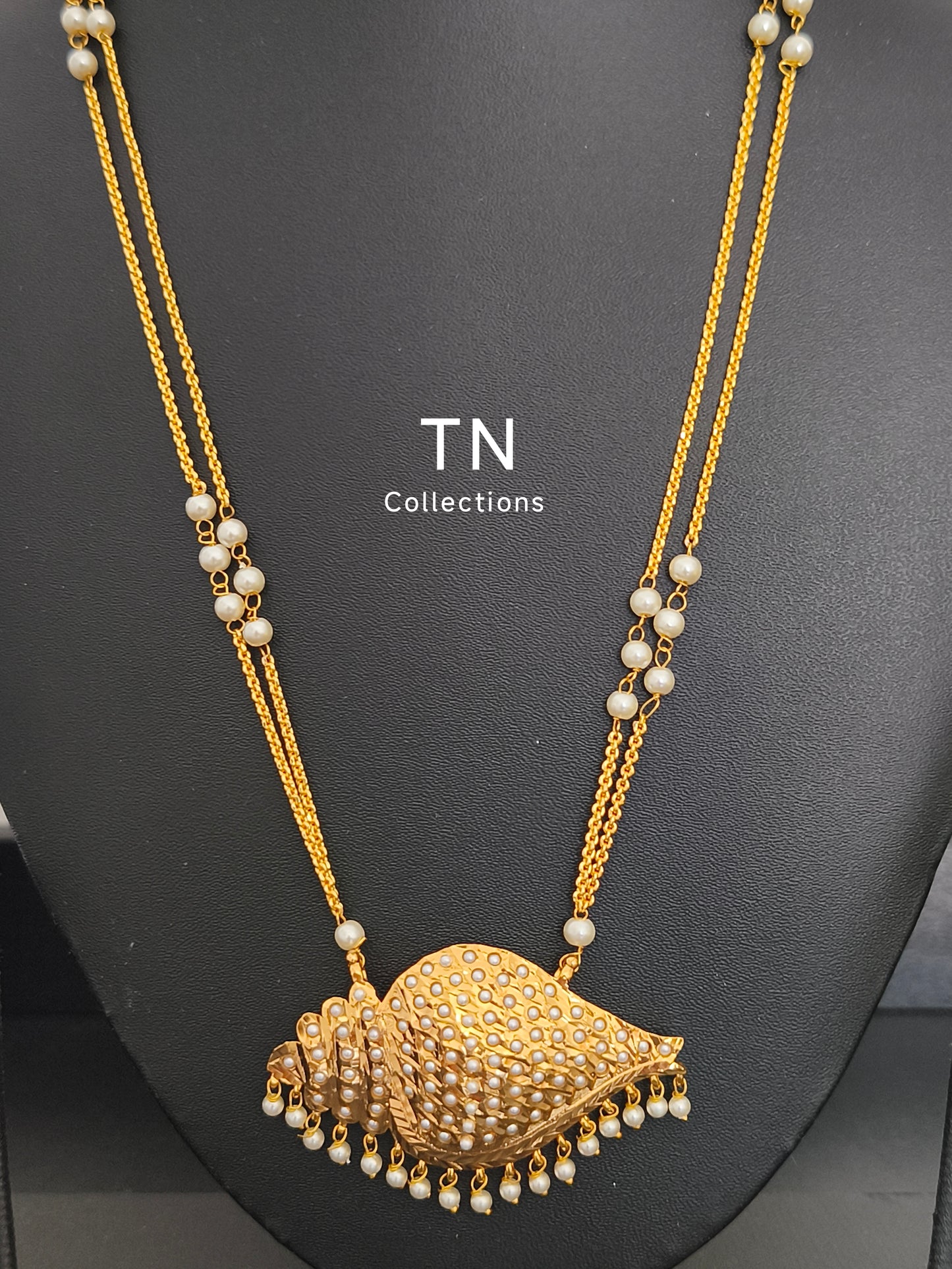 Traditional Micro gold plated Sangu design pathakkam with pearl chain