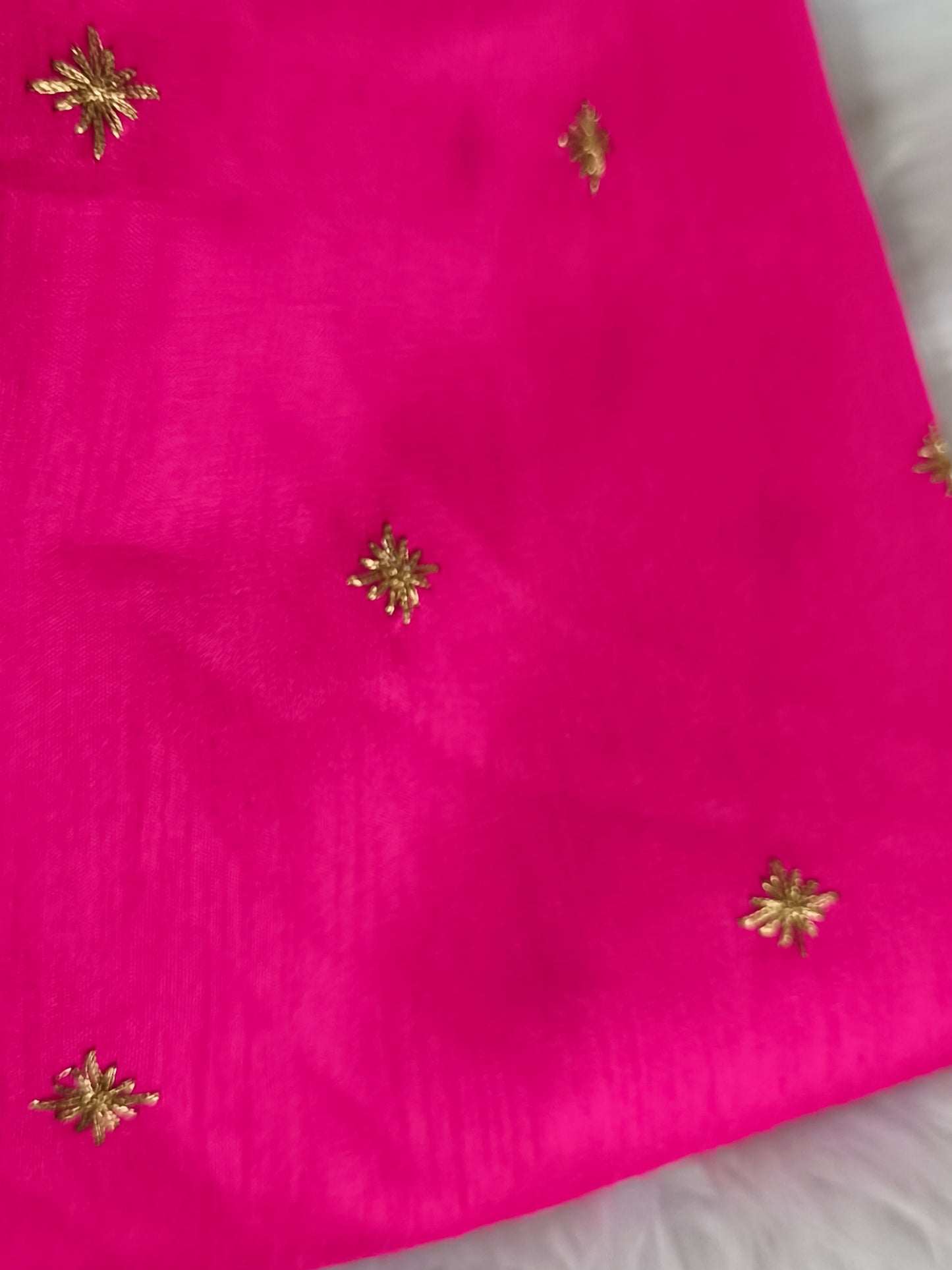 Aari Embroidery work Saree Blouse Material (Pink)