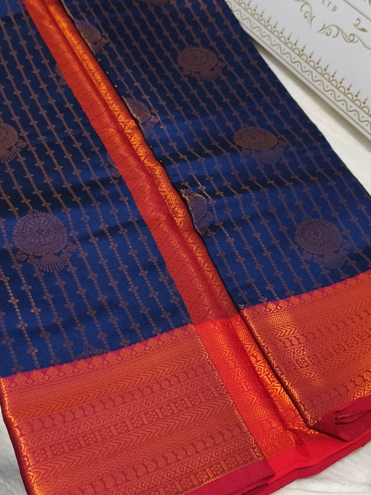 Kanchipuram vairaoosi Soft Silk Saree (Navy Blue)