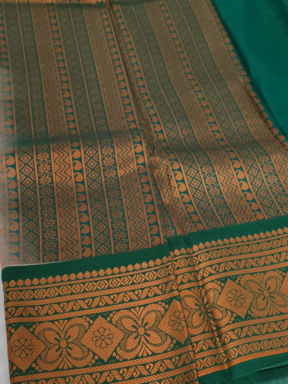 Korvai Premium soft silk saree