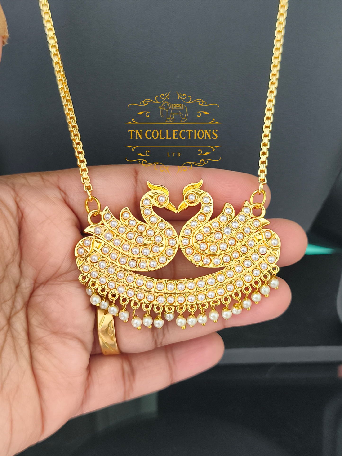 Micro Gold-Plated Traditional Pearl Pathakkam with earrings