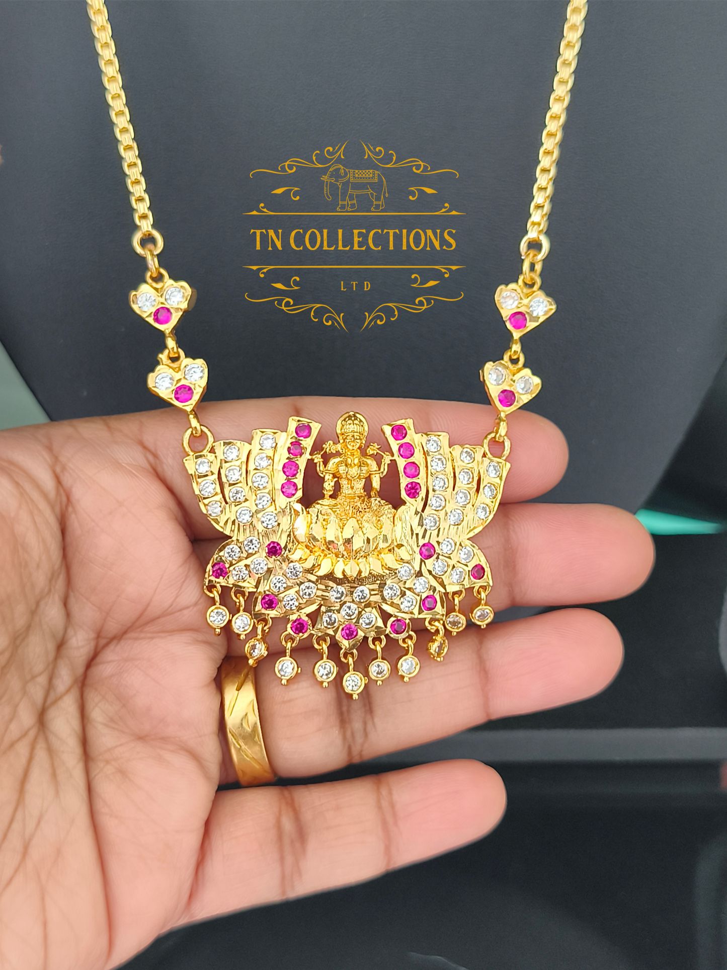 Micro Gold-Plated Traditional Pathakkam with pearl chain