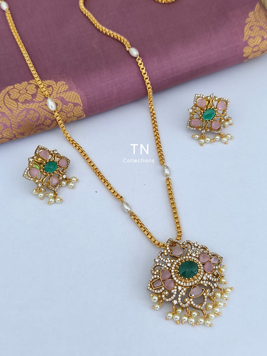 Simple and elegant Pendant Set with Pearl chain