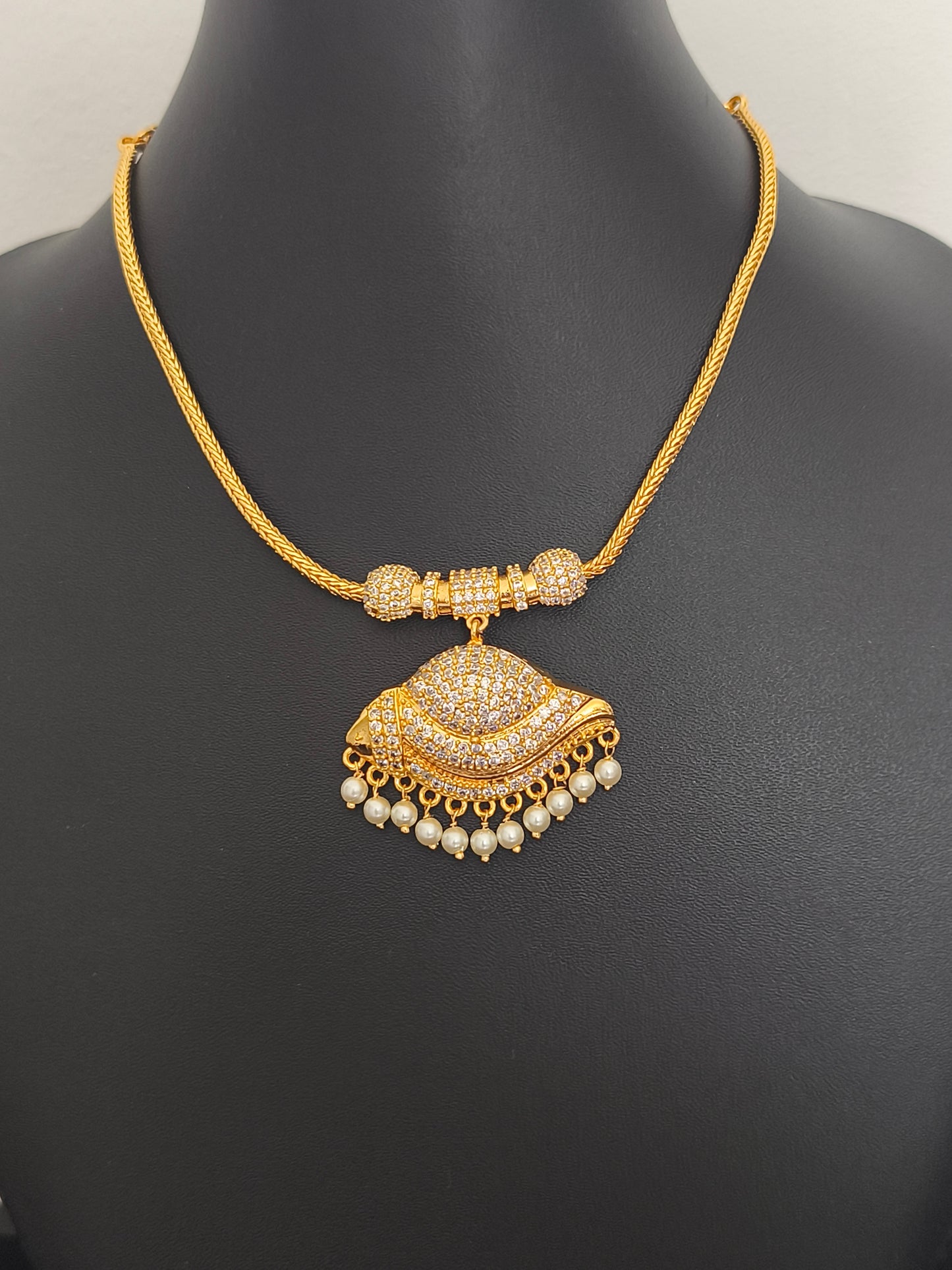 Micro gold plated Traditional Sangu Design Attiyal
