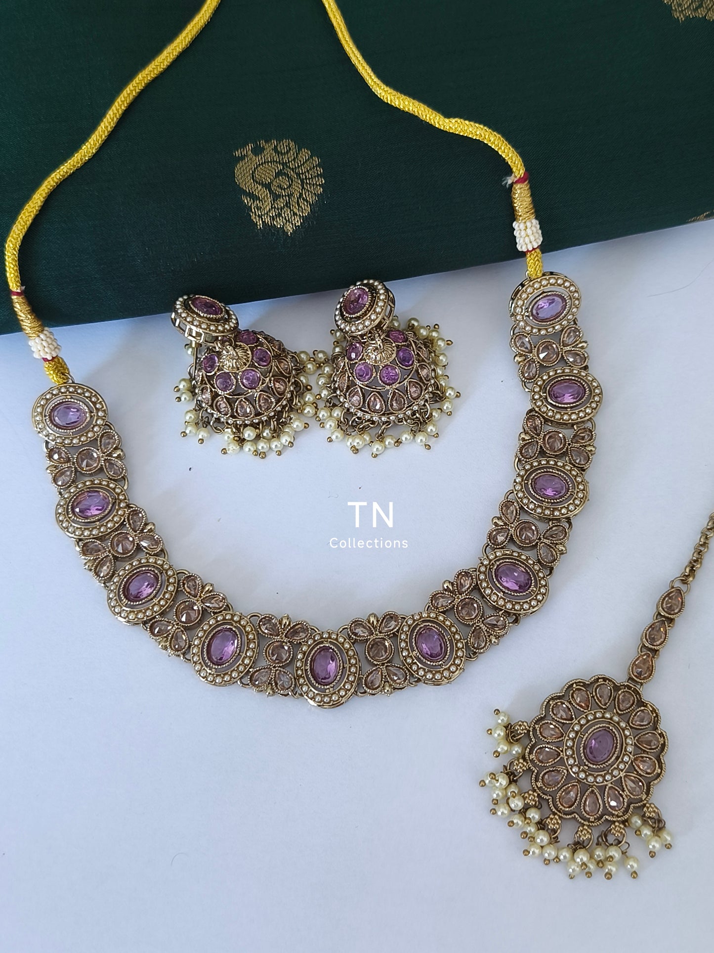 Lavender Choker Necklace Set