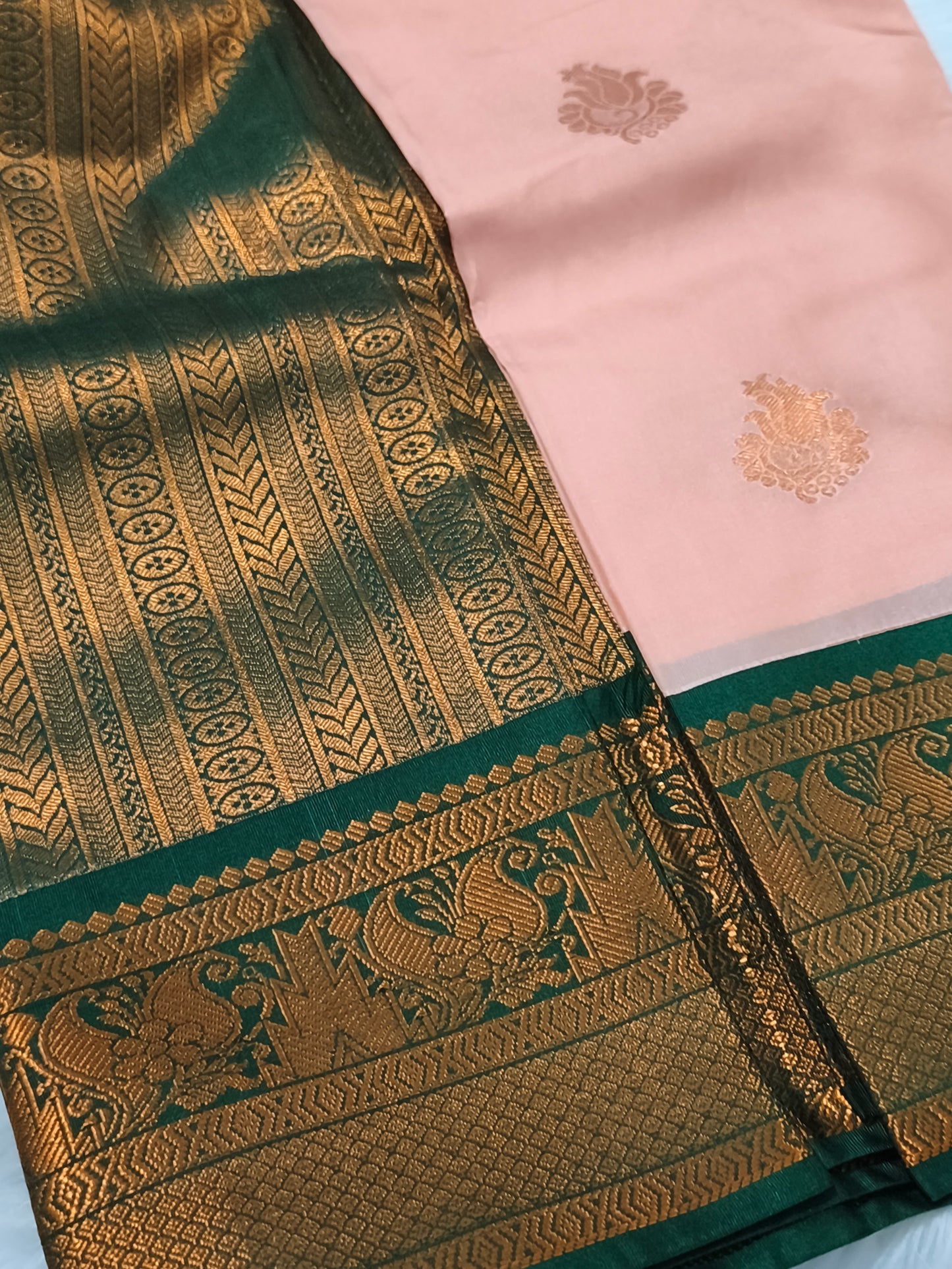 Korvai Premium soft silk saree