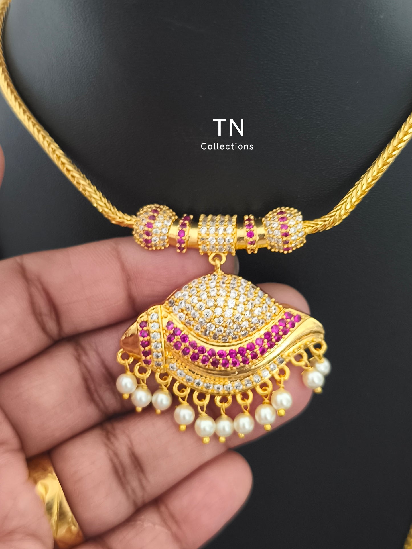 Micro gold plated Traditional Attiyal Pathakkam Set