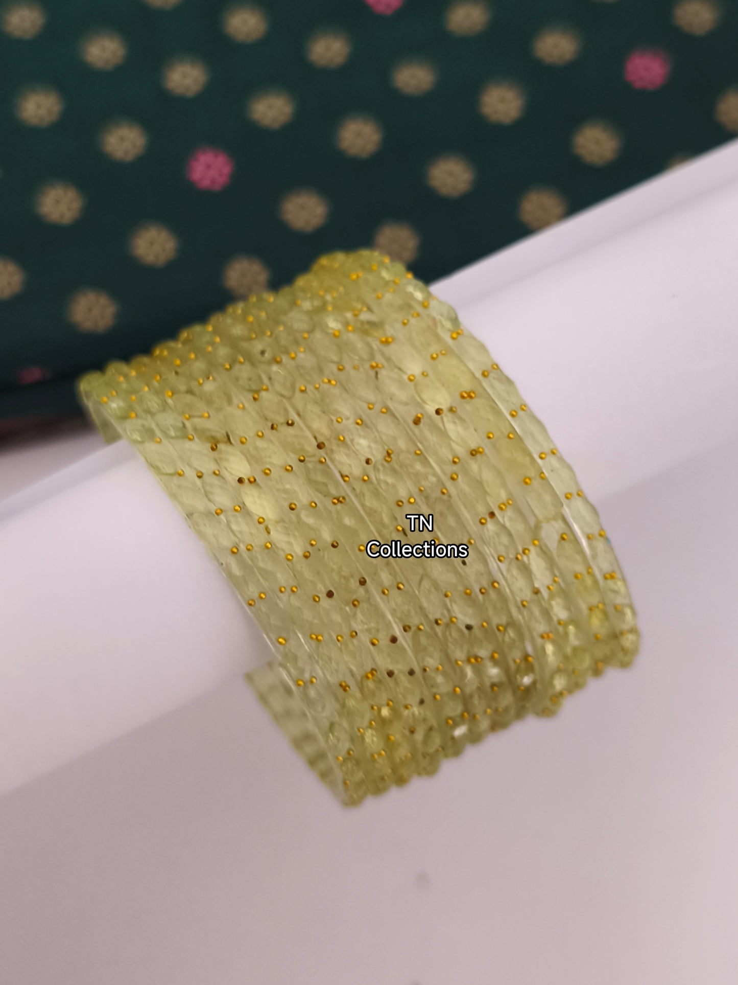 Trendy Raindrop Glass Bangles Set (Size 2.6)