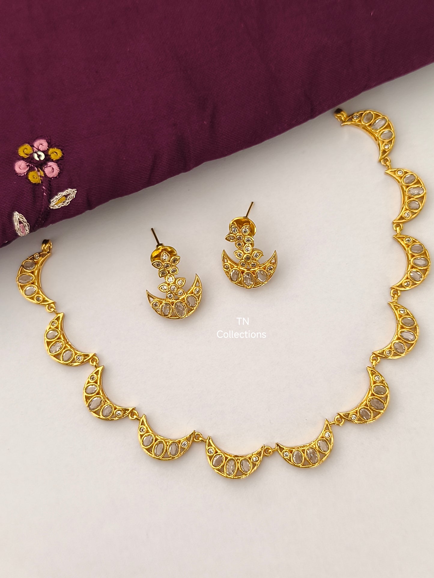 Premium Polish Trendy Necklace Set