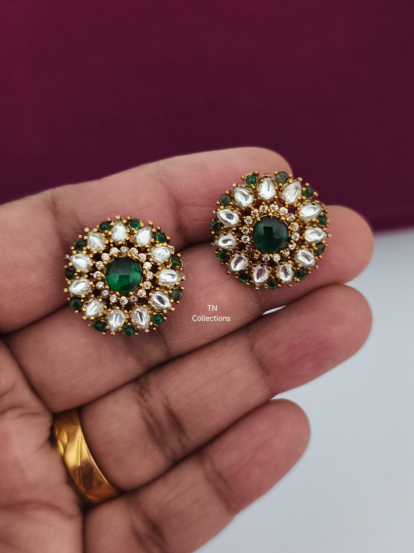 Emerald Green Kundan stone Earring Stud