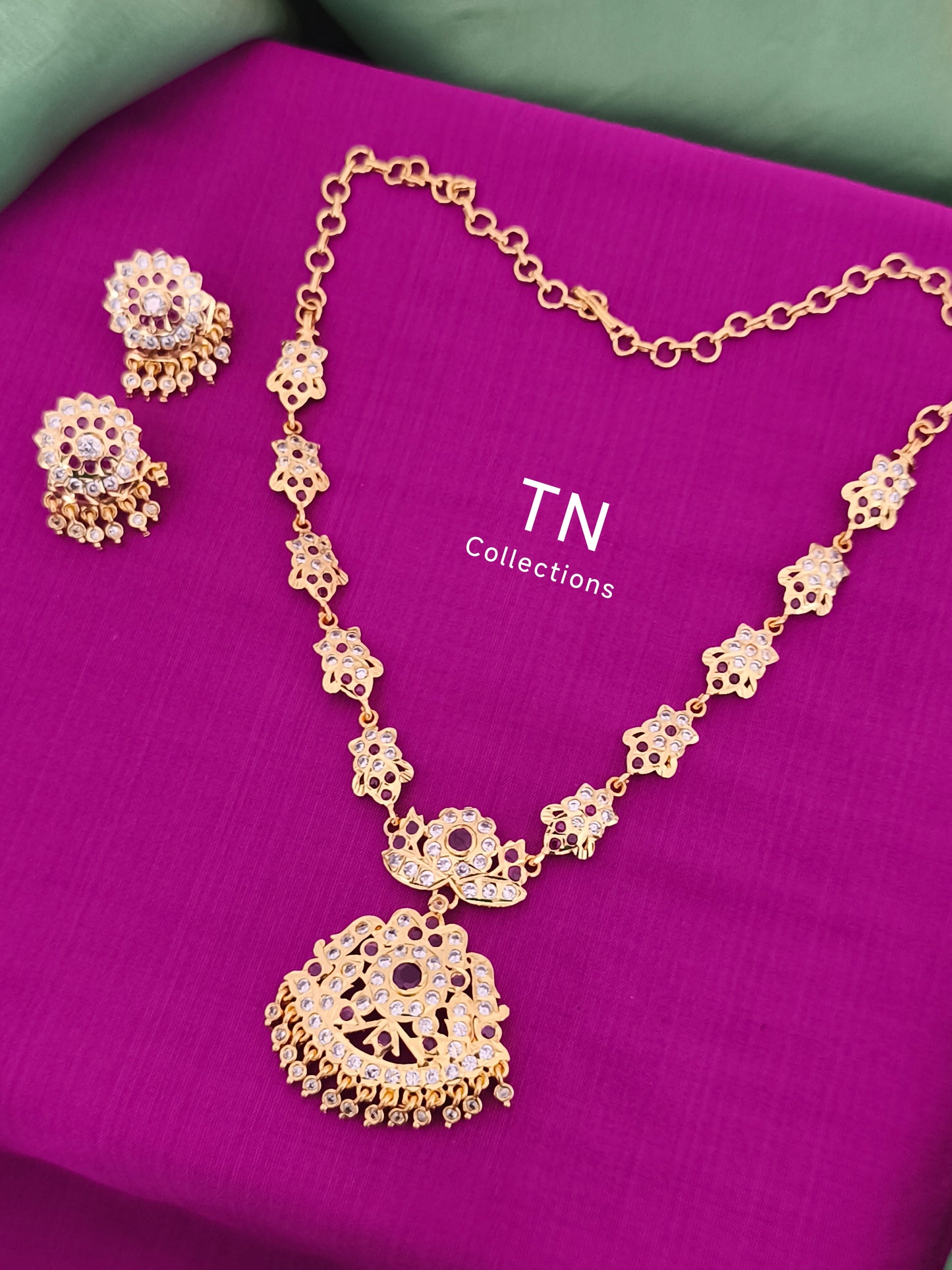 Micro Finish Attiyal with earrings
