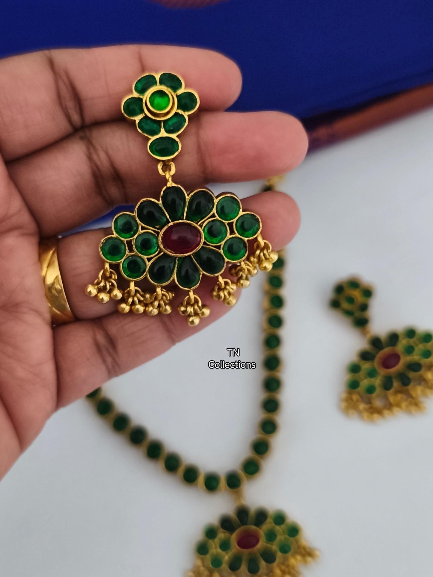 2 in 1 Real kemp stone Necklace Set