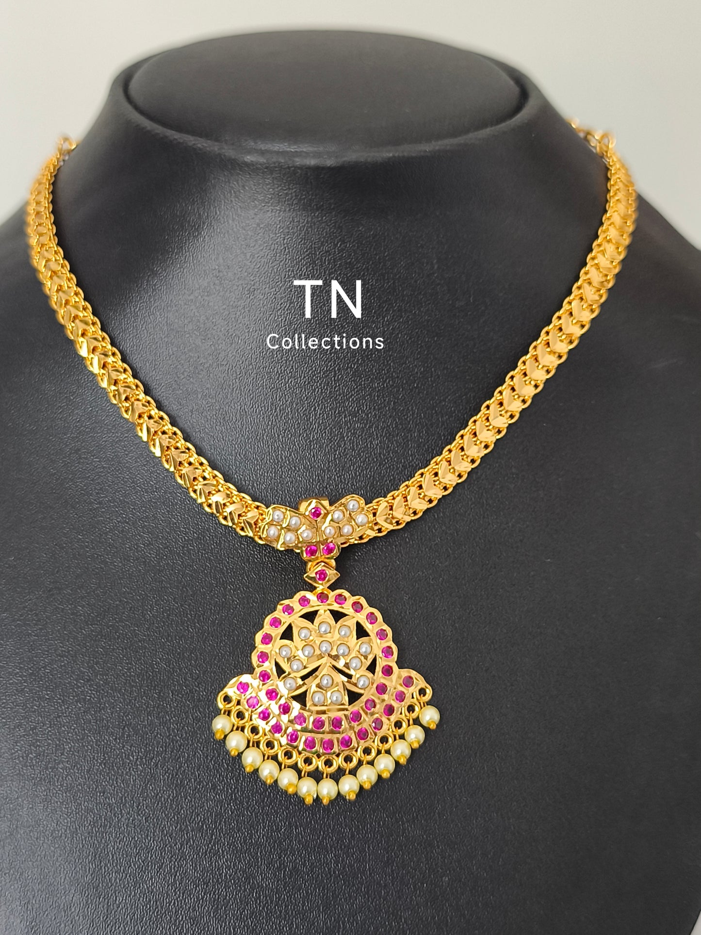 Micro gold plated traditional design Attiyal (necklace)