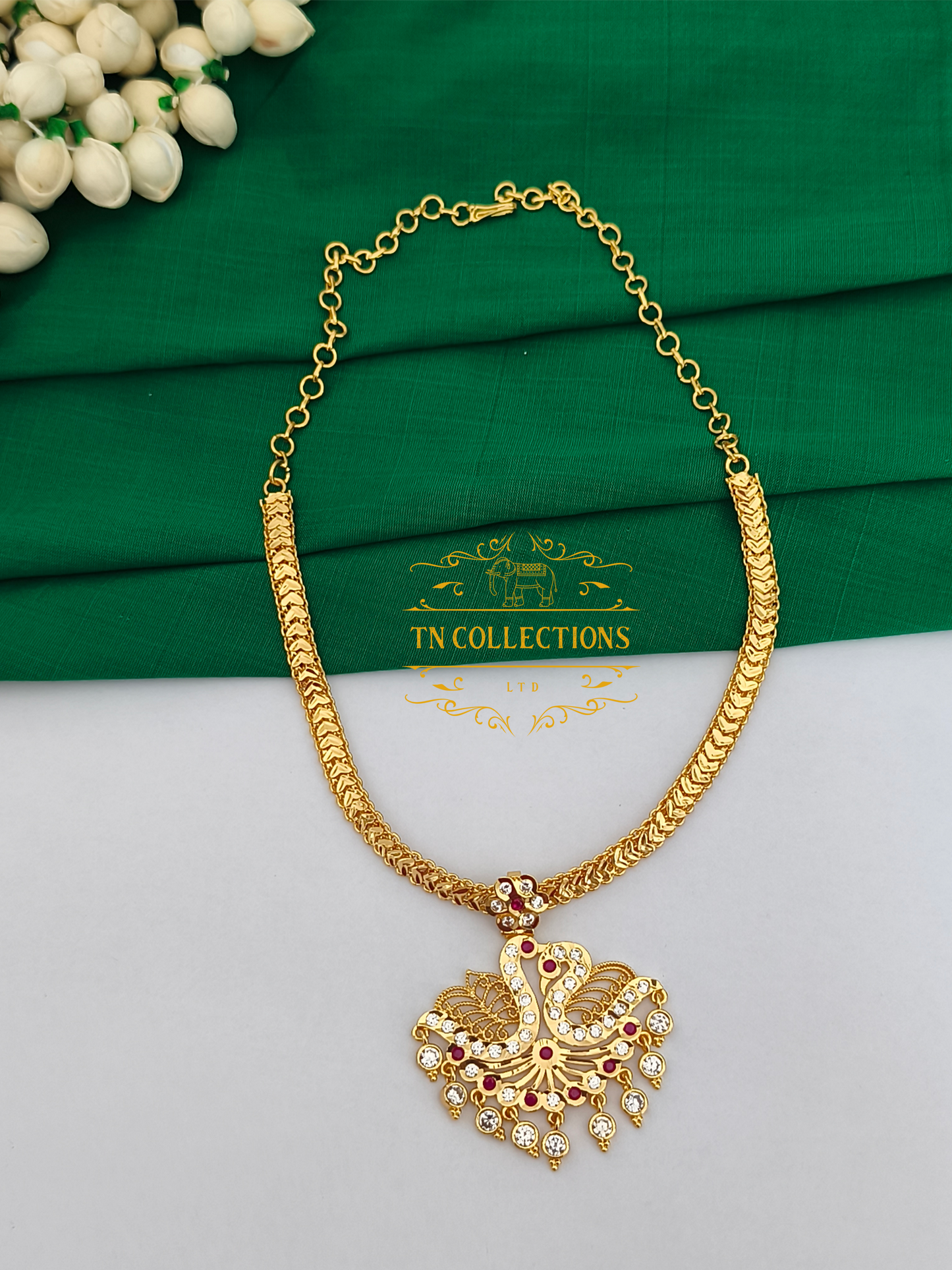 Gold polish impon Attiyal (Ruby & white stones)