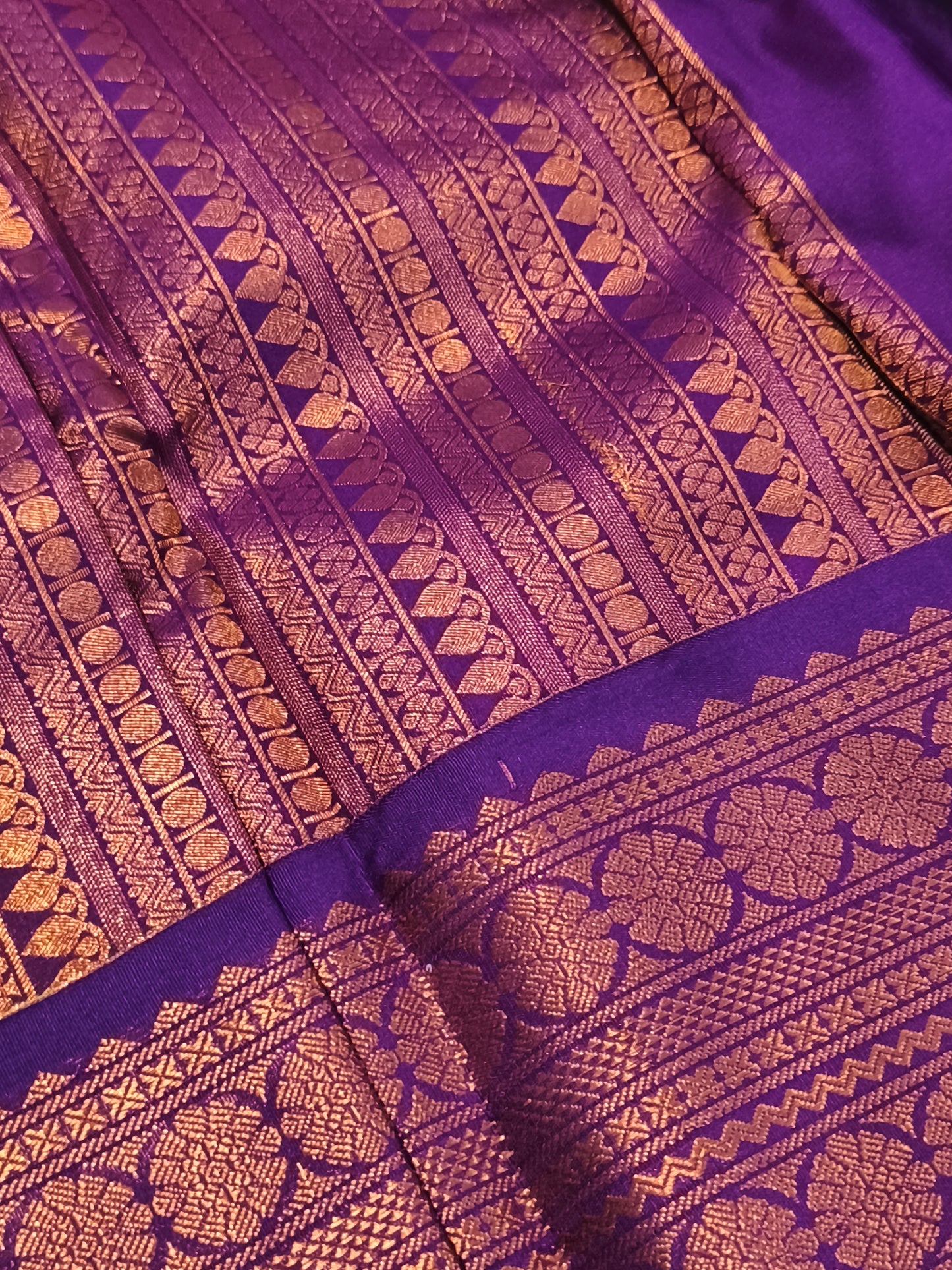 Korvai Premium soft silk saree