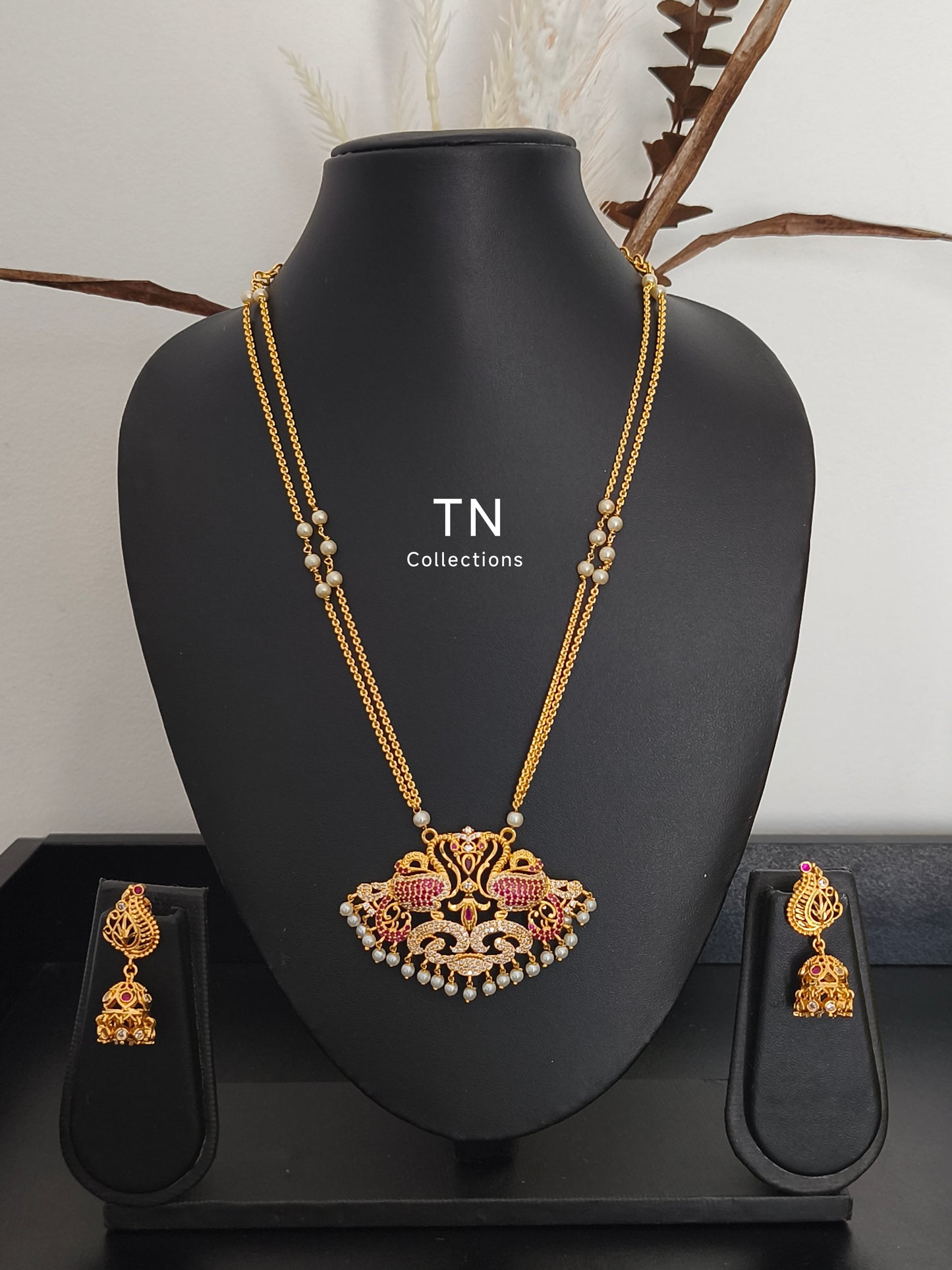 Micro gold plated pathakkam chain with pendant and earrings