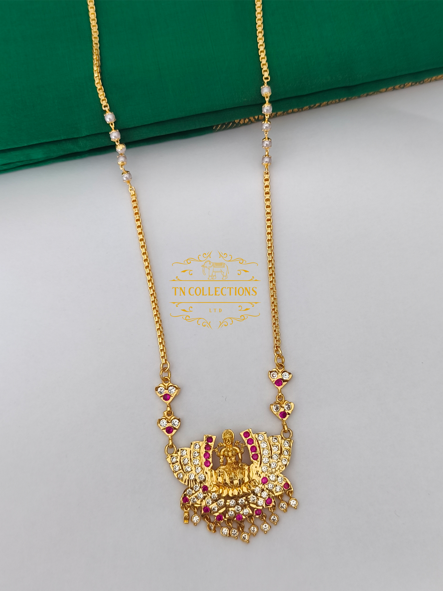 Micro Gold-Plated Traditional Pathakkam with pearl chain