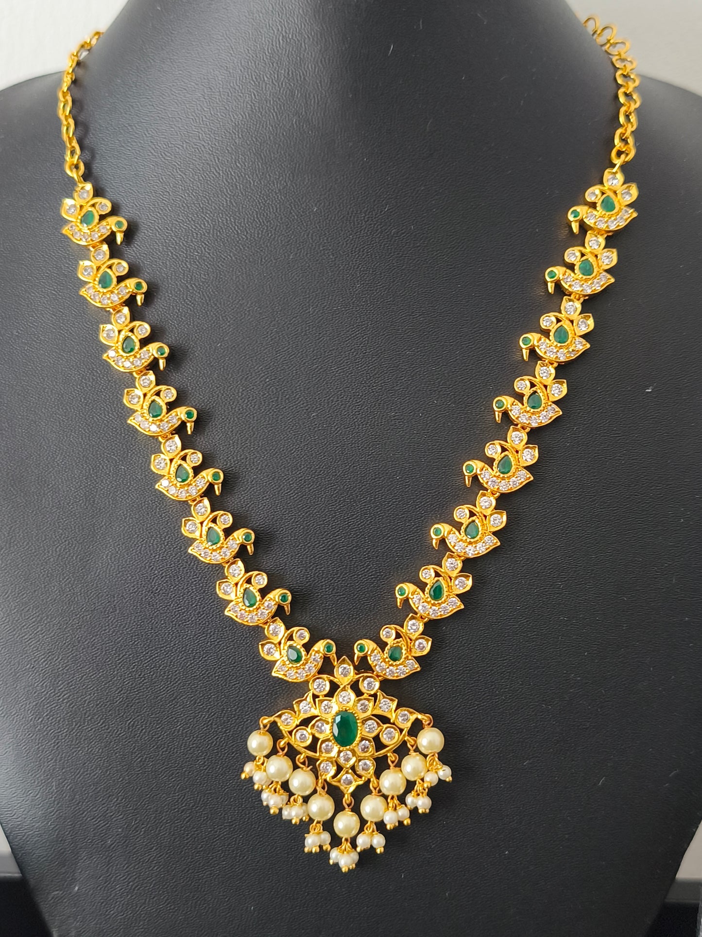Gold Finish Necklace (Attiyal)