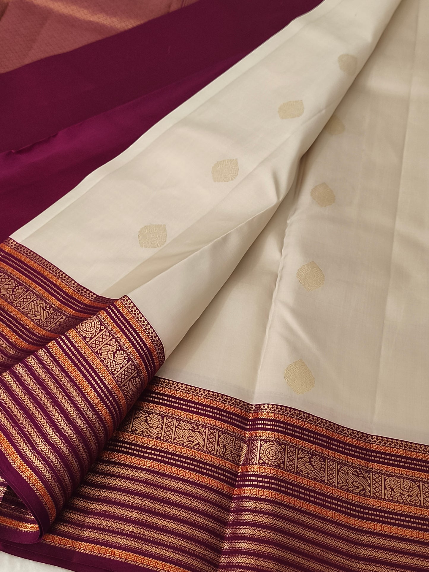 Pure handloom Kanchipuram Silk Saree( Off White)