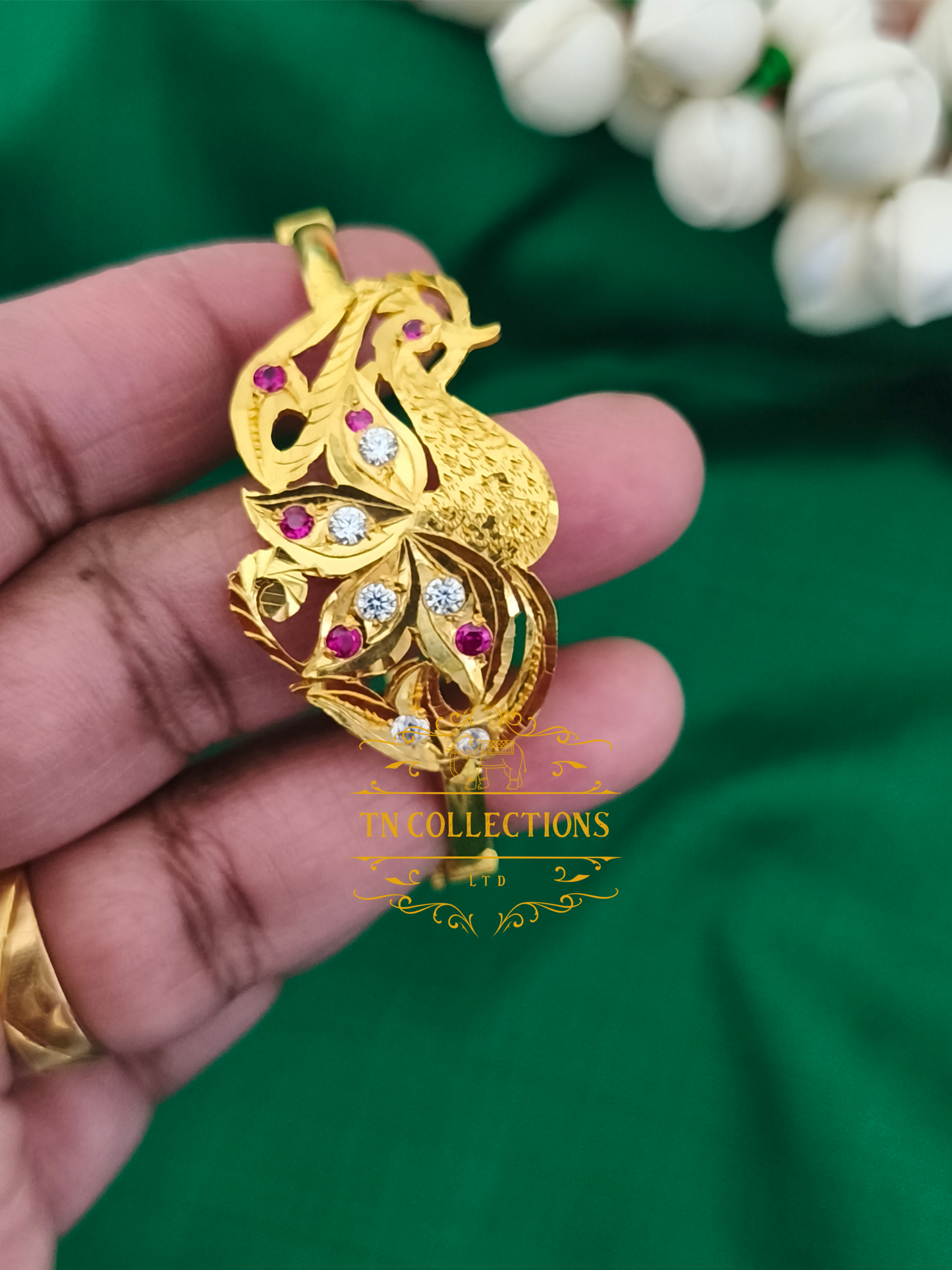 22ct Gold Plated Traditional Screw Bangle (Peacock Design)