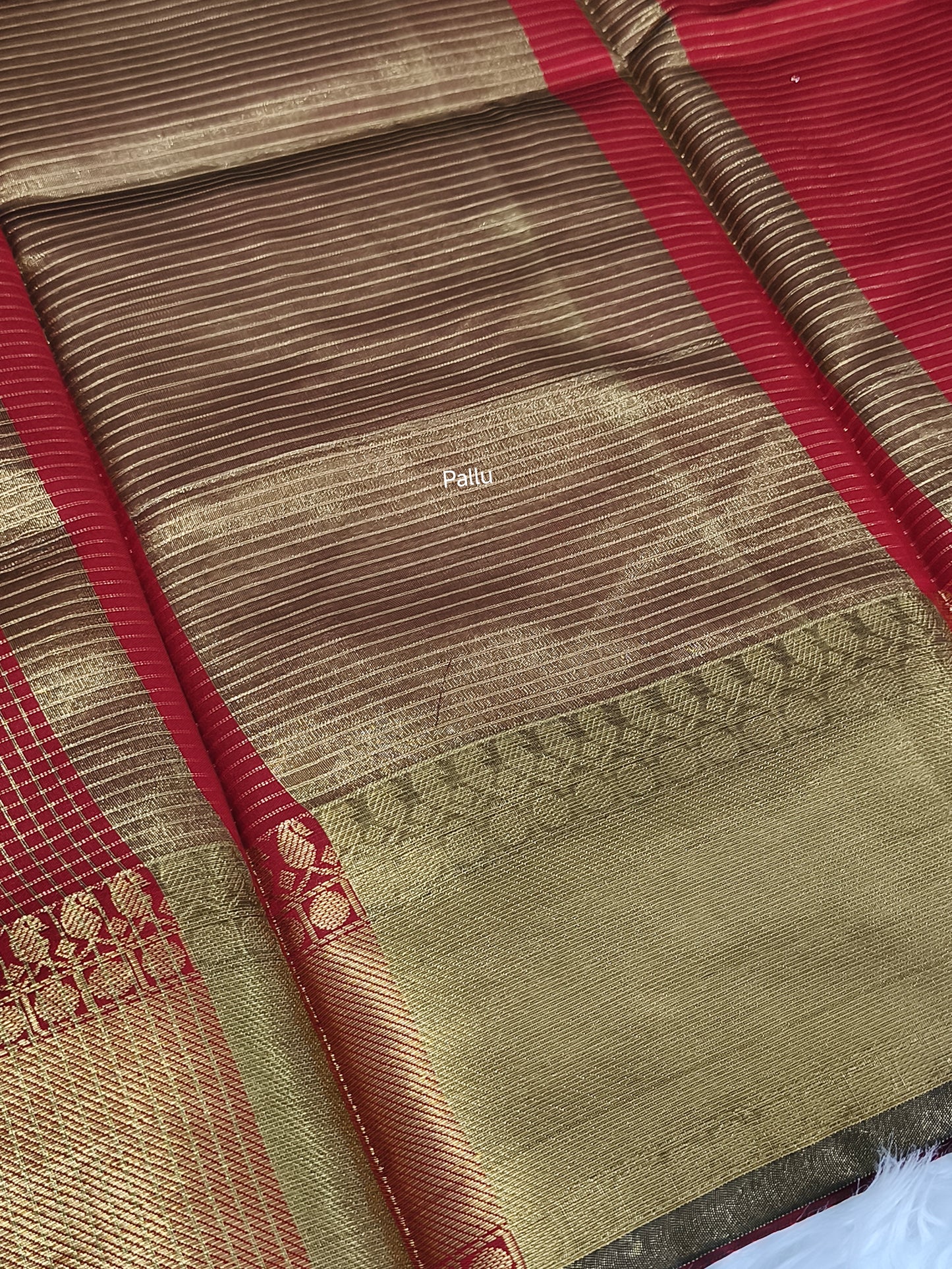 Trendy Small Checked Kanjivaram silk saree