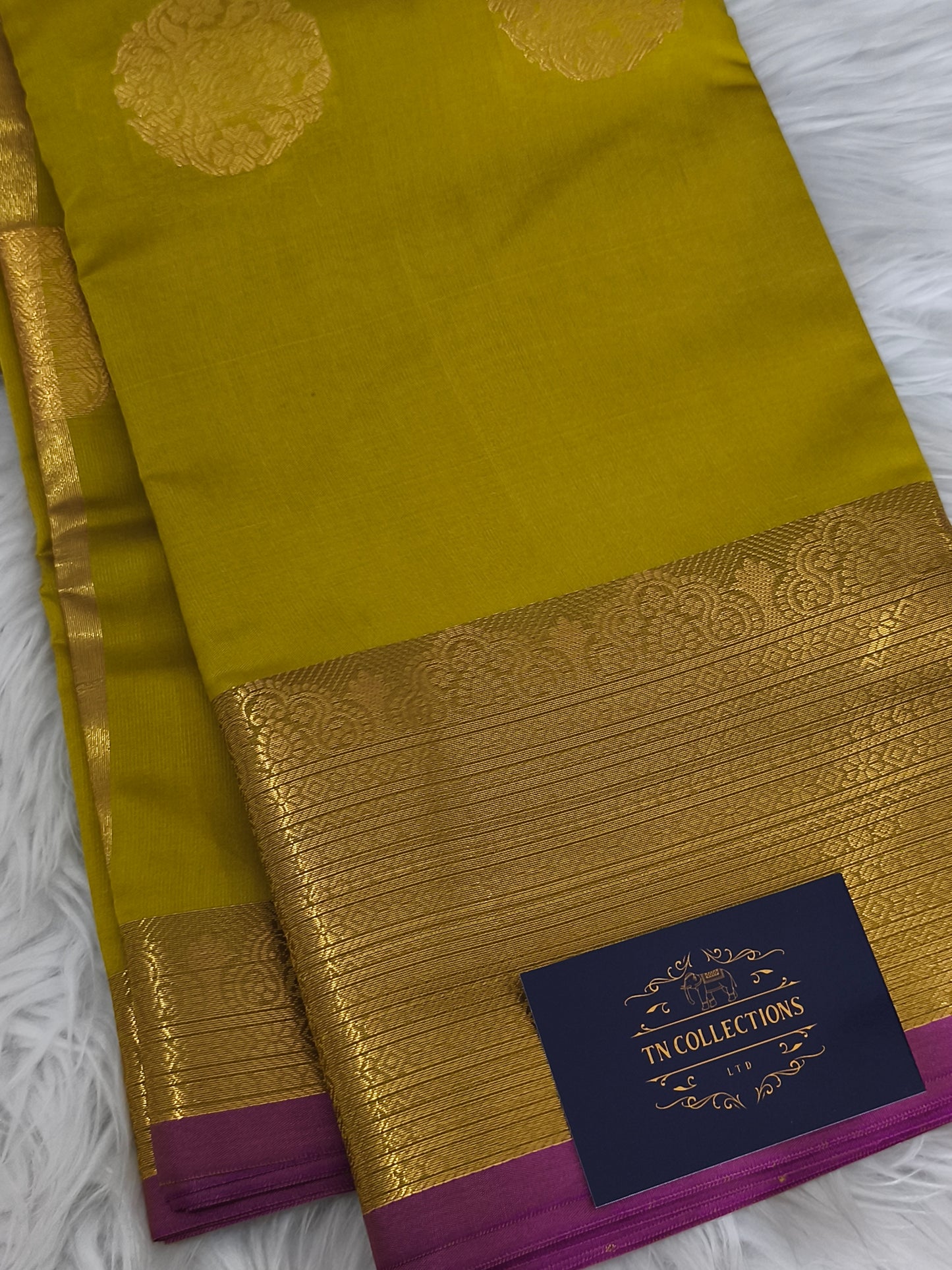 Luxury Semi Soft Silk Saree (Olive Green)