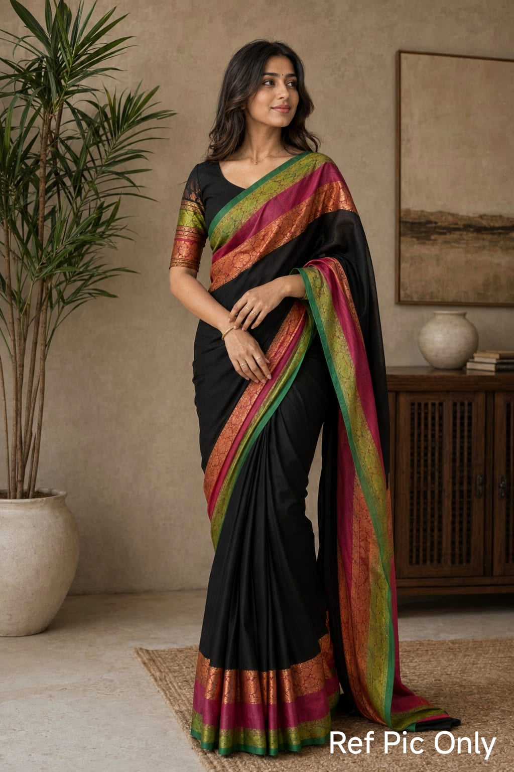 Trendy Mulmul cotton saree with Kanchi Border (Black)