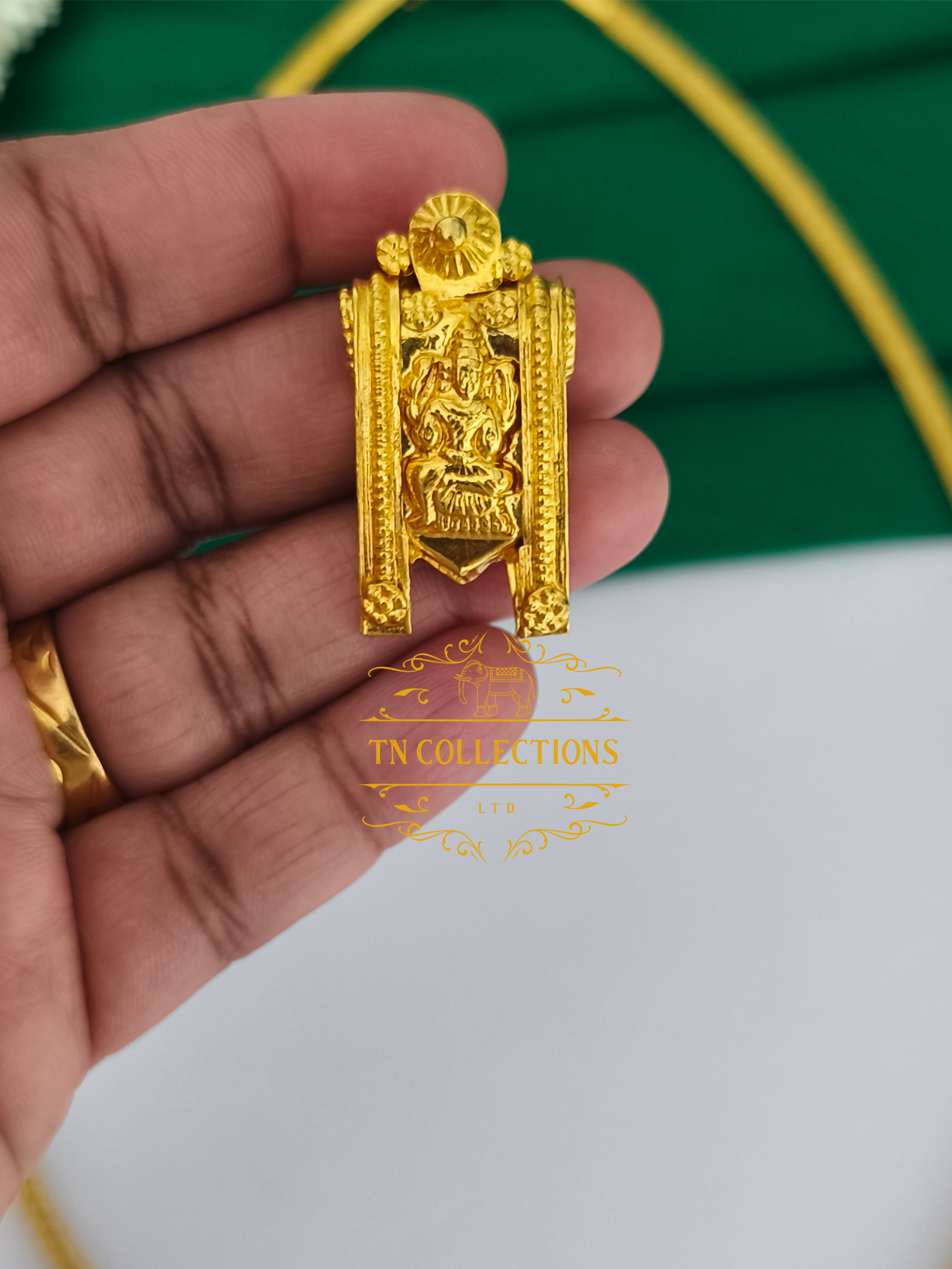 22ct Gold Plated Traditional Hindu Thalikodi with Amman thali & Coins (9-11 Pawn thickness)