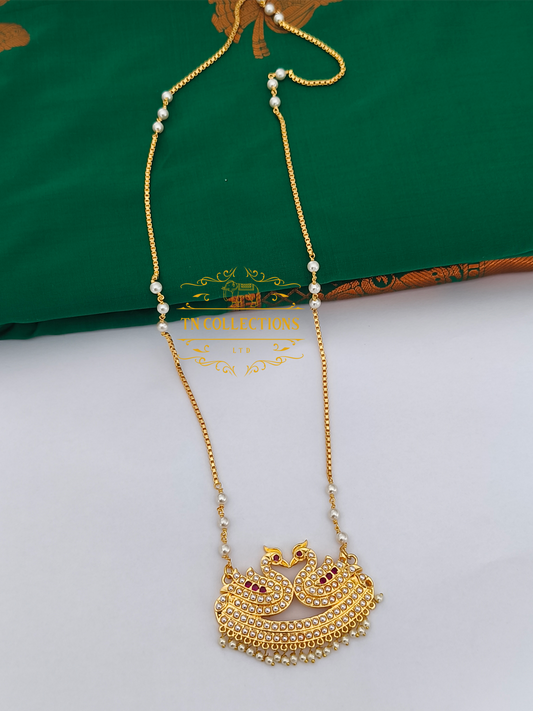 Micro Gold-Plated Traditional Pearl Pathakkam (Ruby & white)
