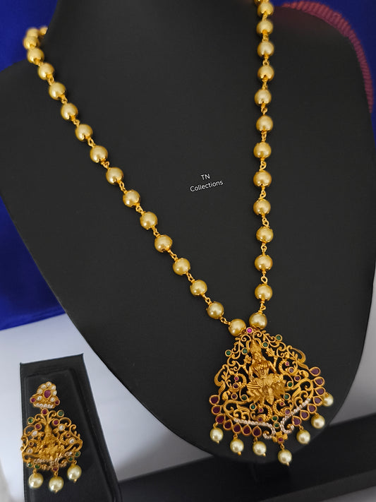 Matte Finish Luxmi Pearl Necklace Set