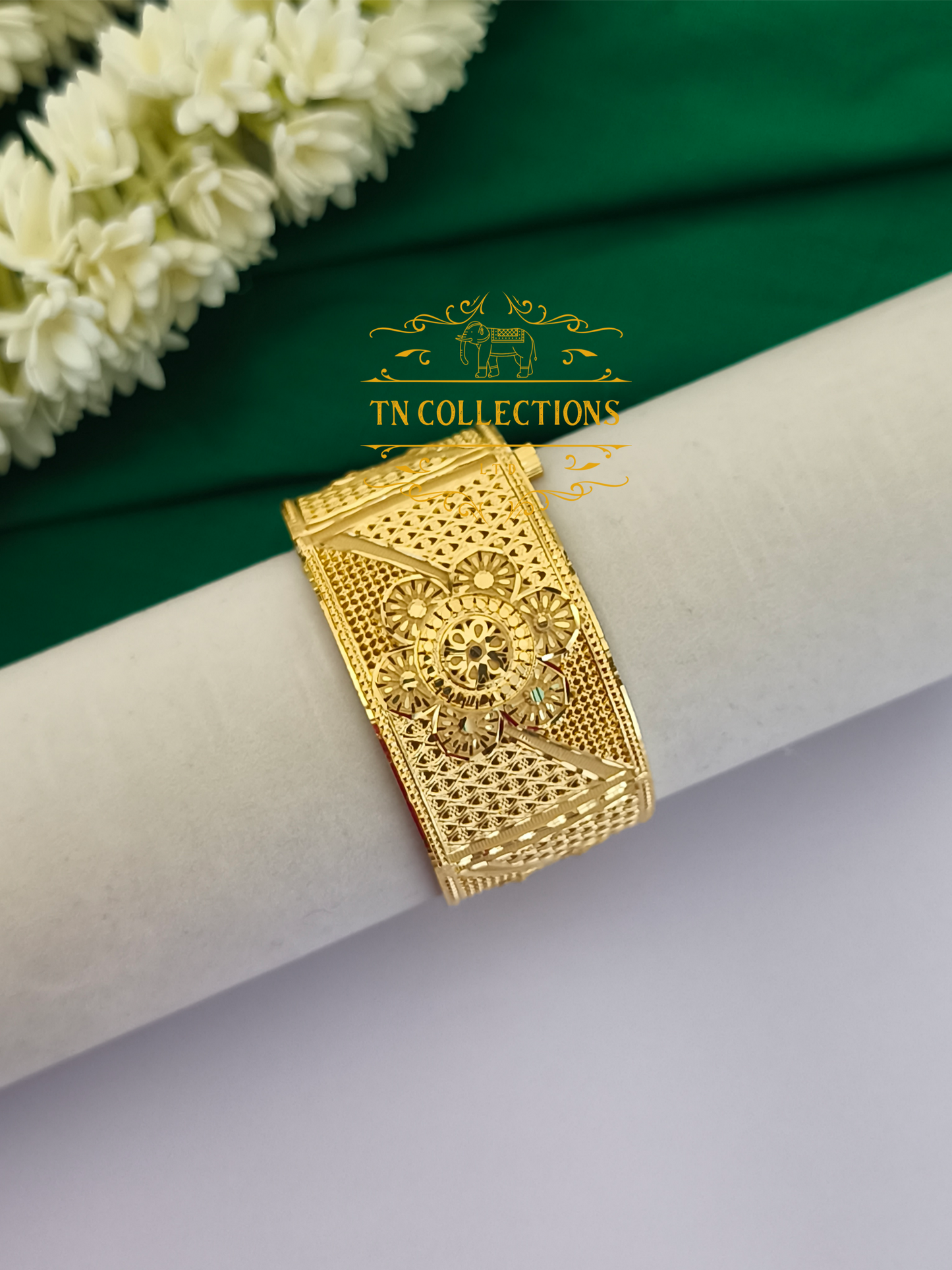 One gram Gold forming Screw bangle