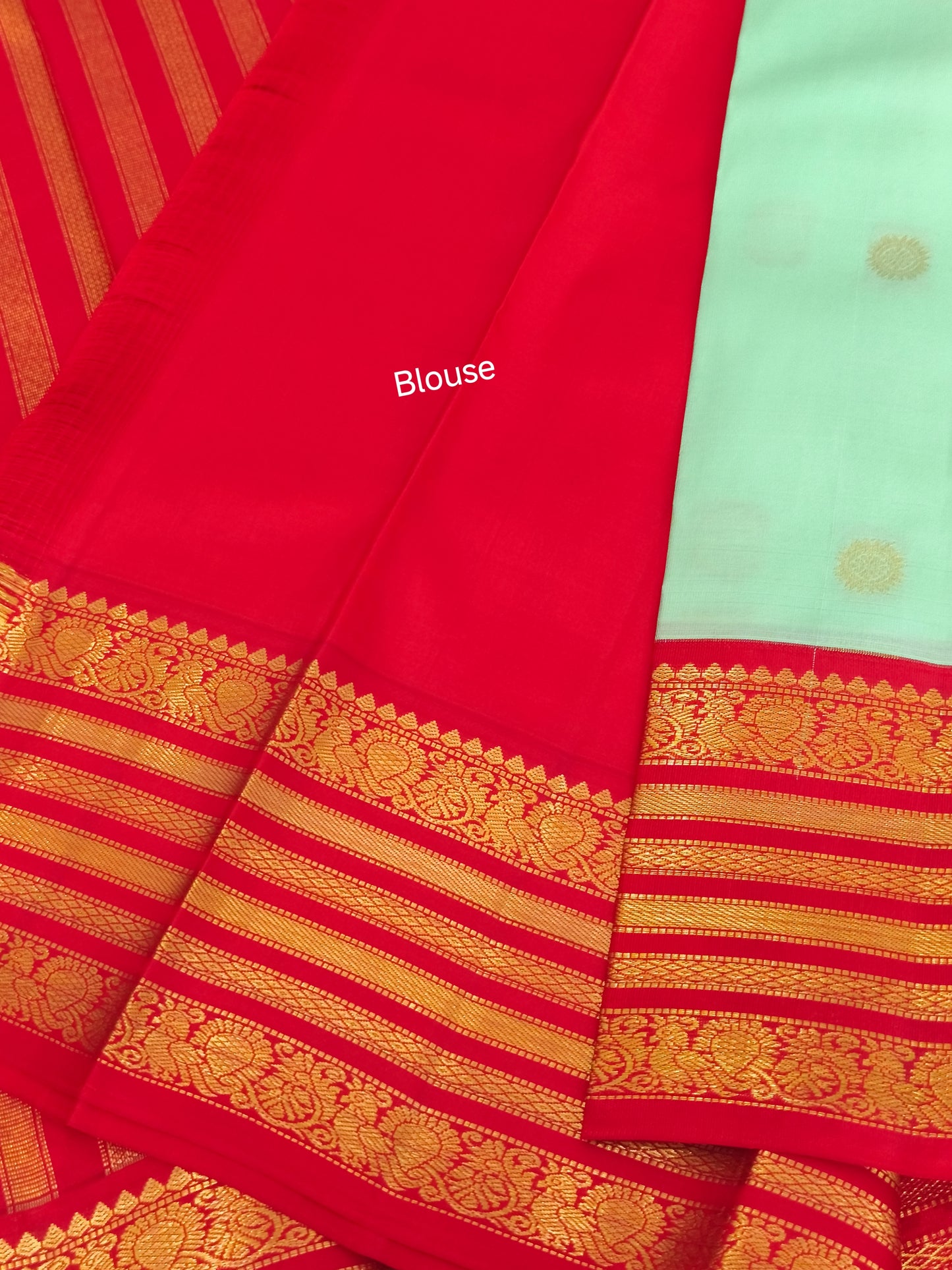 Pure handloom Kanchipuram Silk Saree (Pista Green)