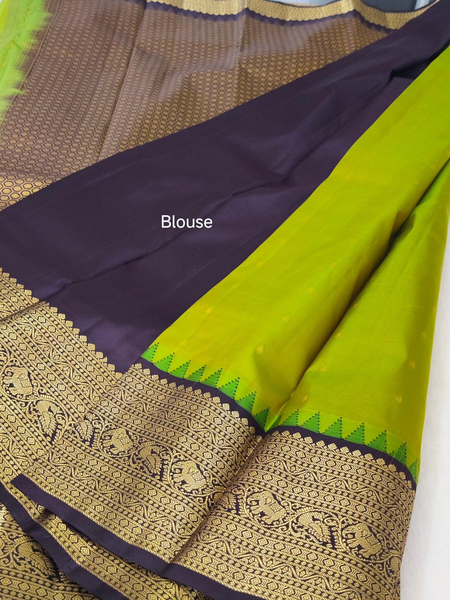 Pure Handloom Kanchipuram Silk Saree (Lime Green)