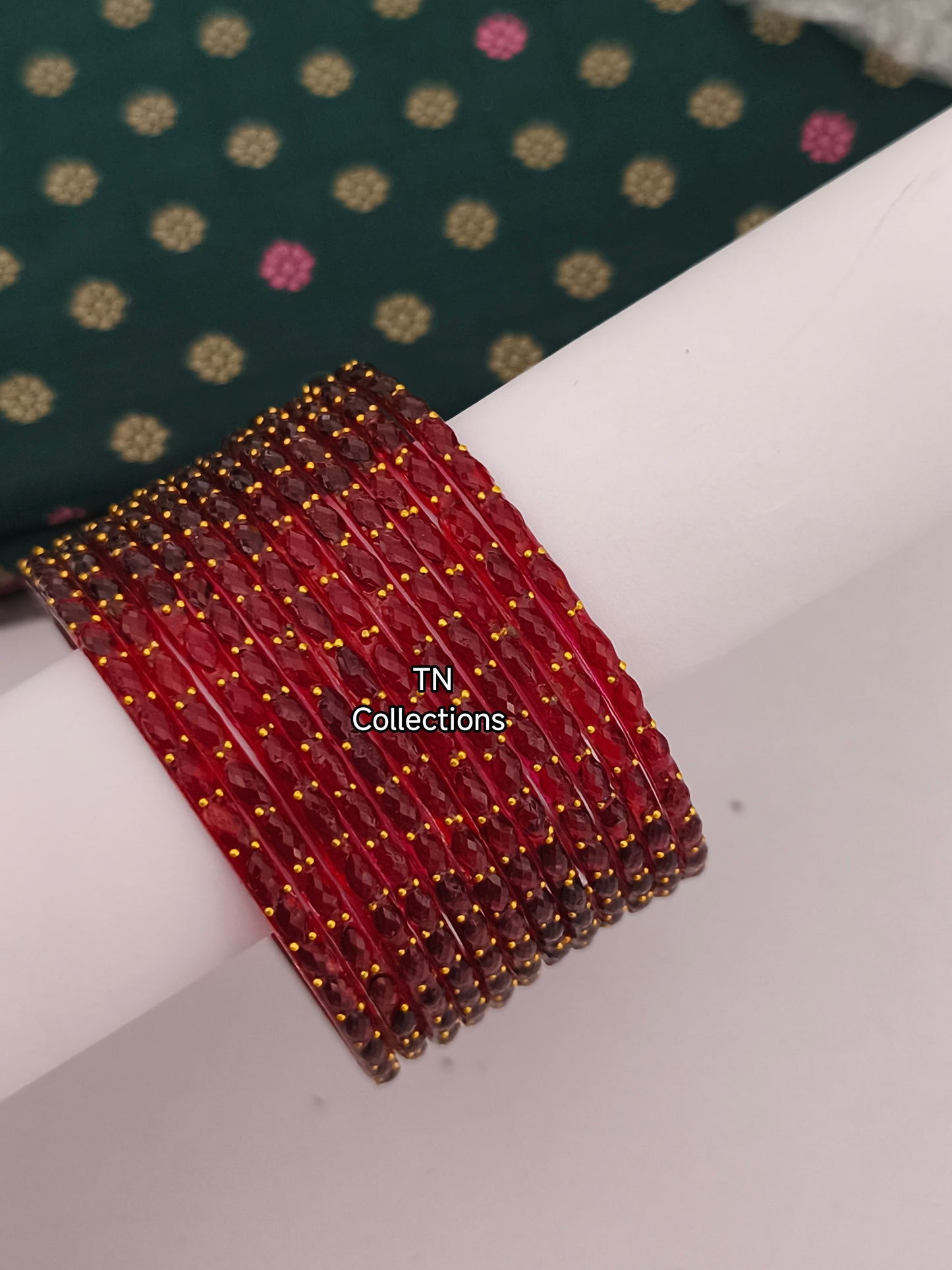 Maroon Raindrop Glass Bangles (Size 2.8)